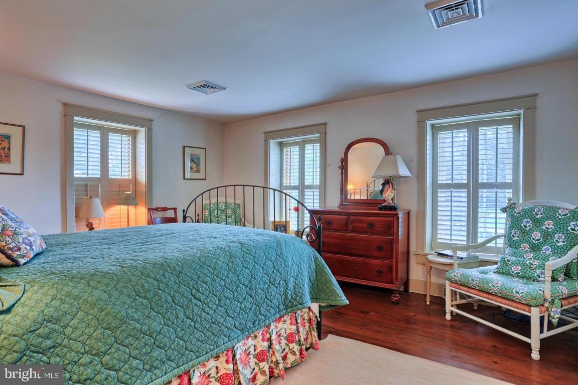 LANCASTER COUNTRY CLUB - Residential