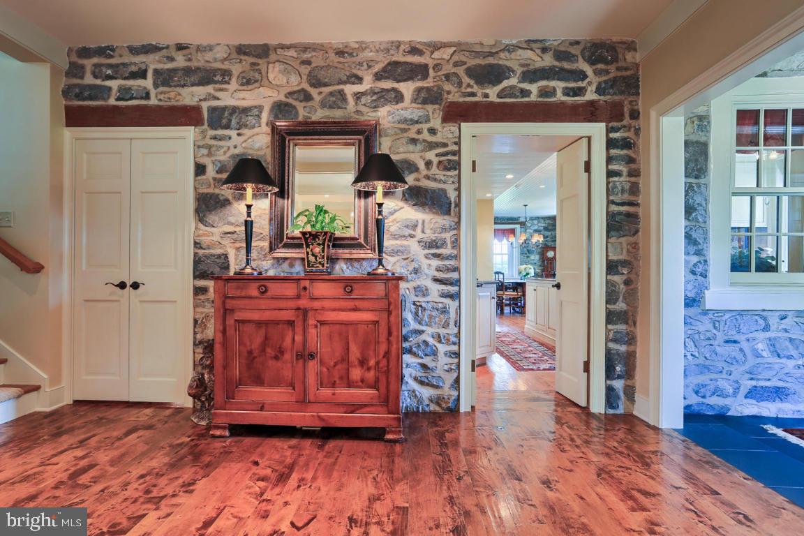 LANCASTER COUNTRY CLUB - Residential