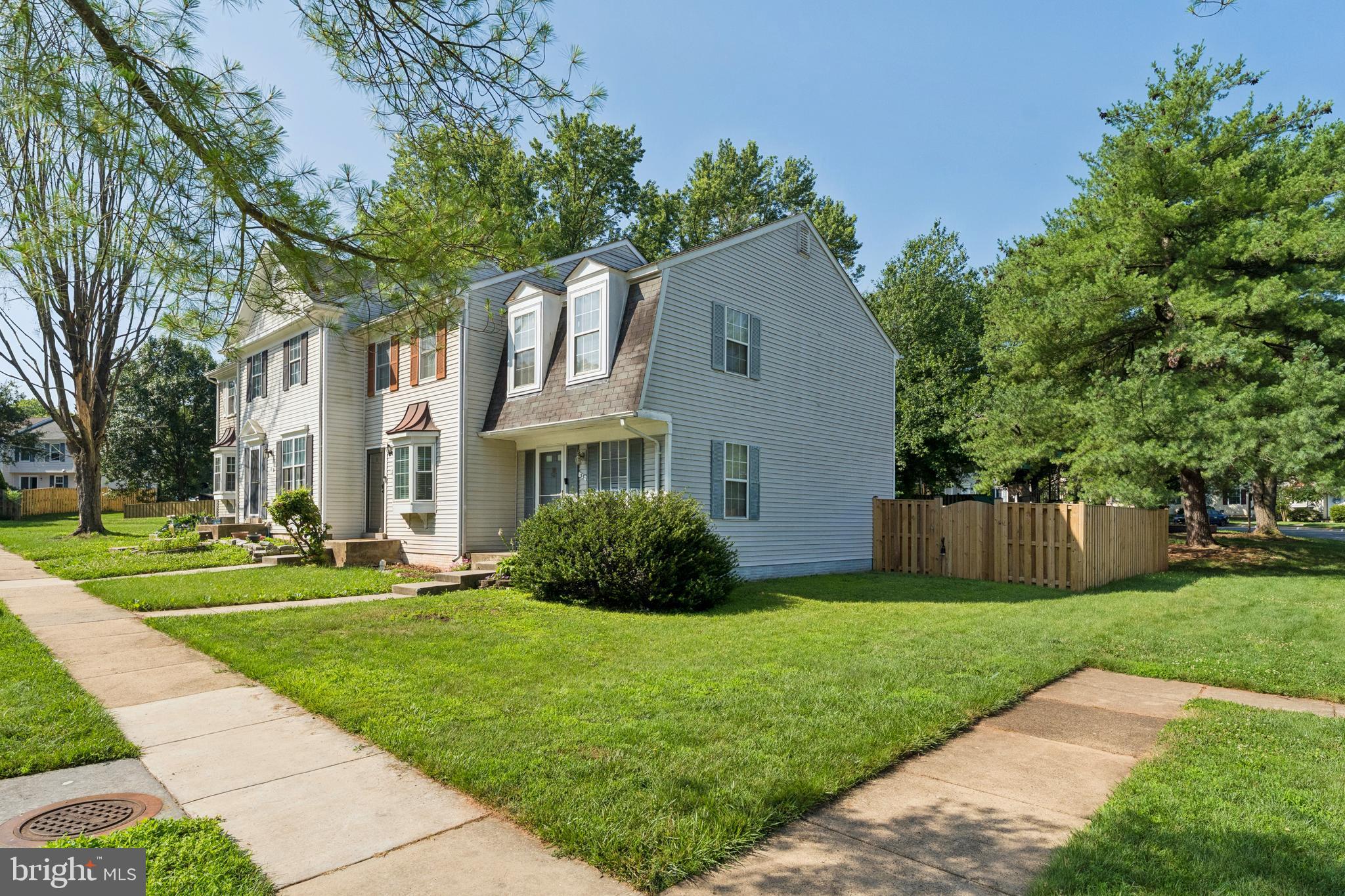 COUNTRYSIDE - Residential