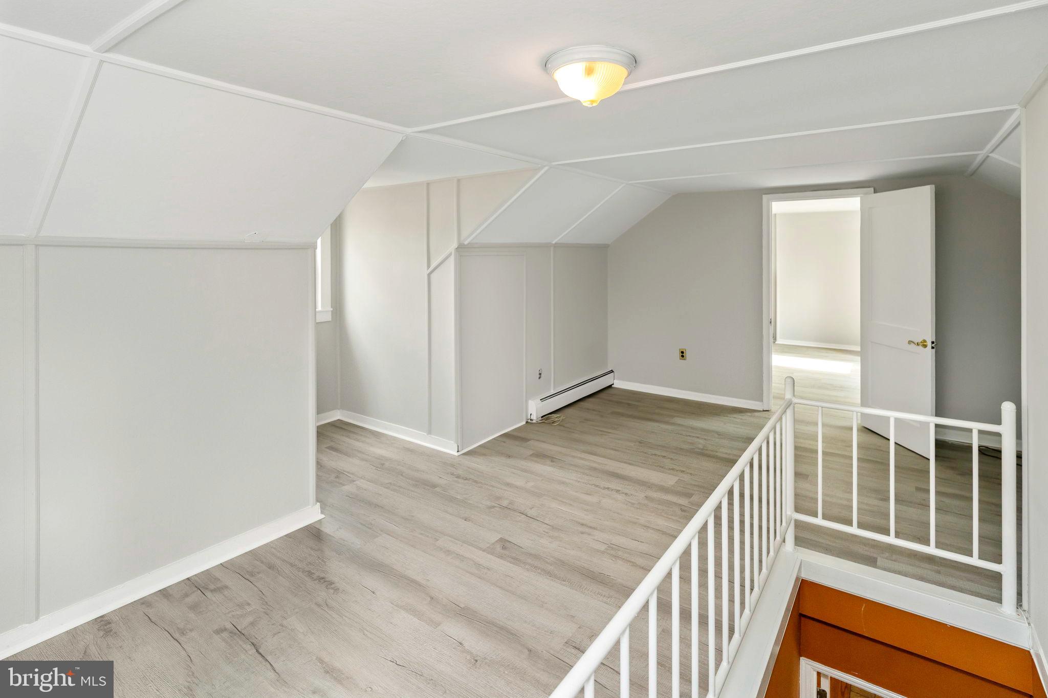 THREE TUNS - Residential
