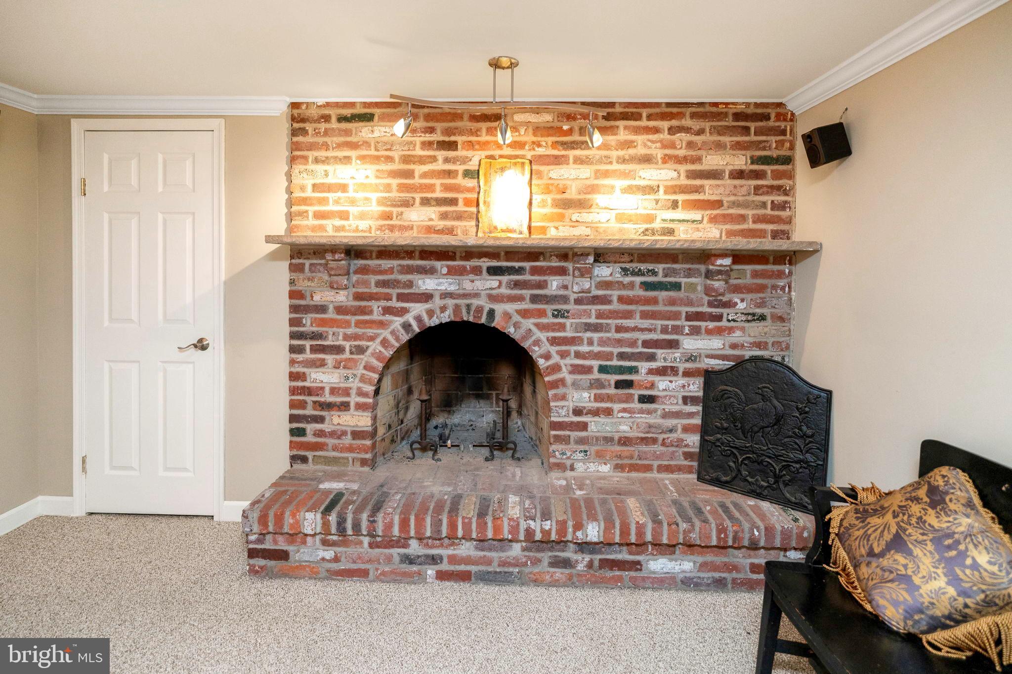 THREE TUNS - Residential