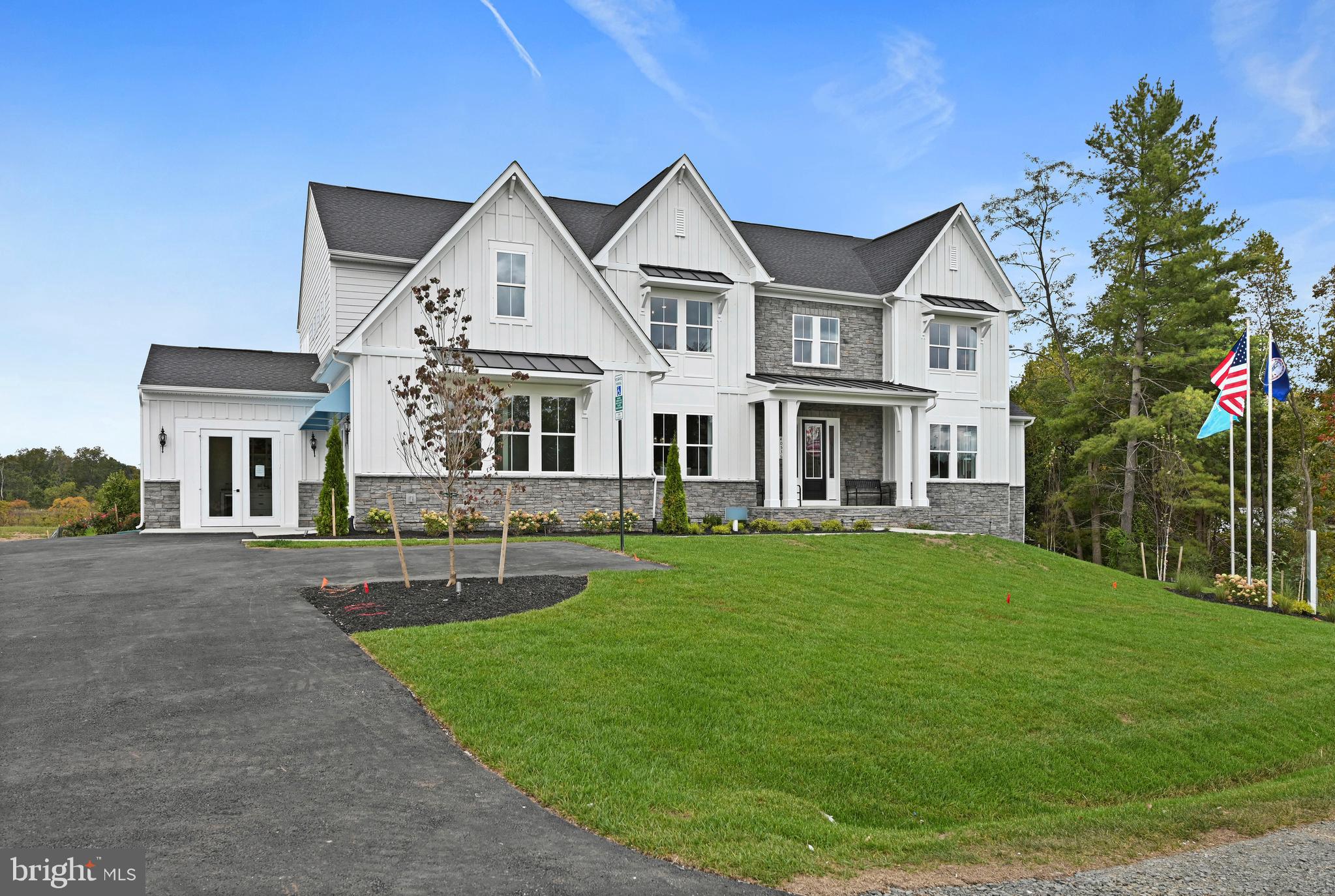 TANAGER - Residential