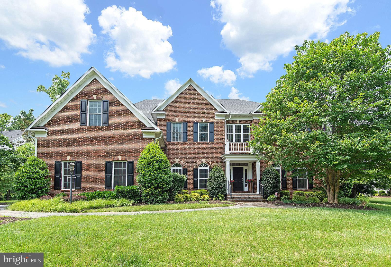 RIVERWOOD - Residential