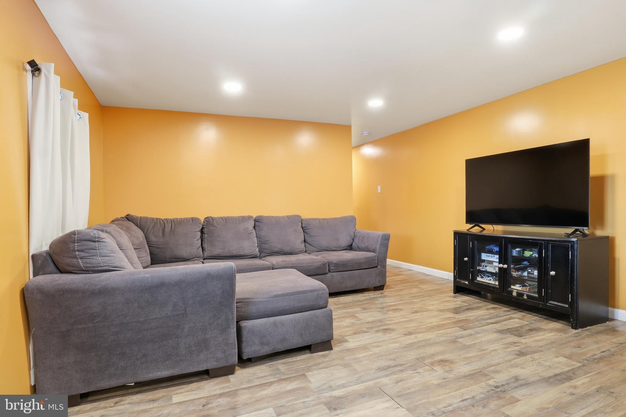 CHESAPEAKE ESTATES - Residential