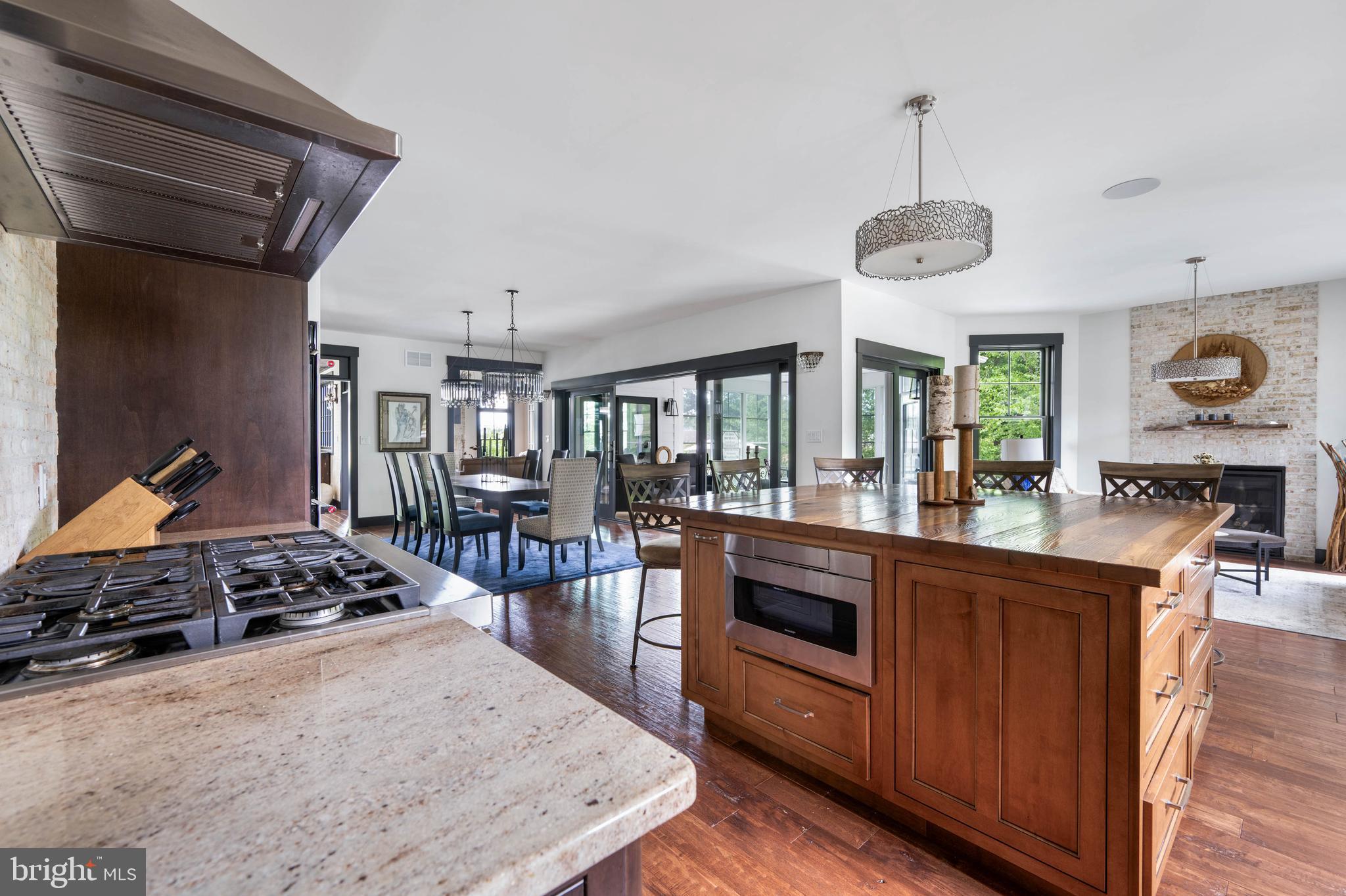 MARINERS RETREAT - Residential