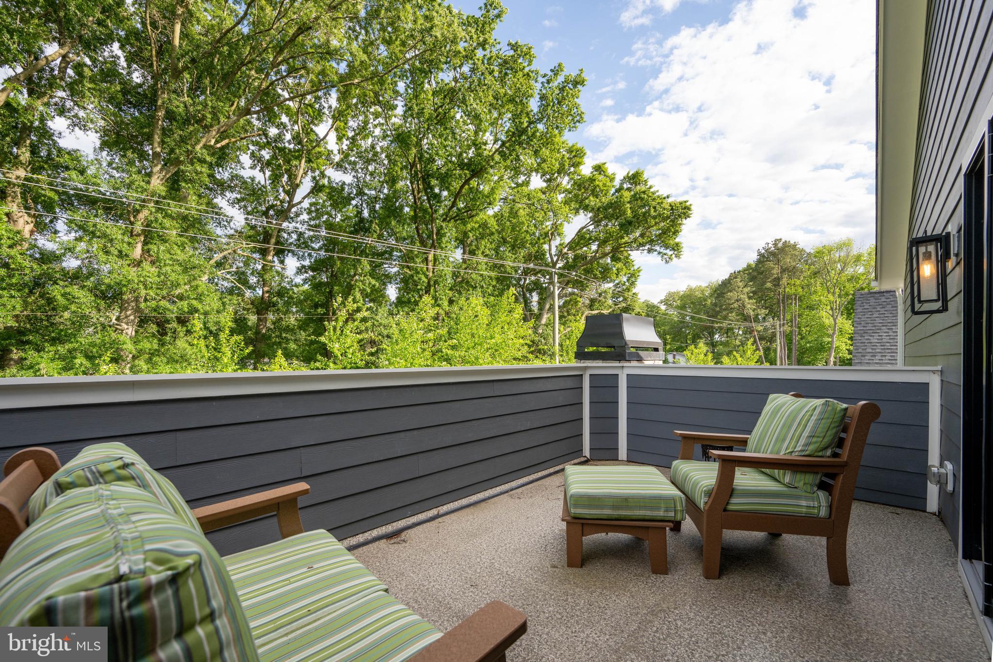 MARINERS RETREAT - Residential