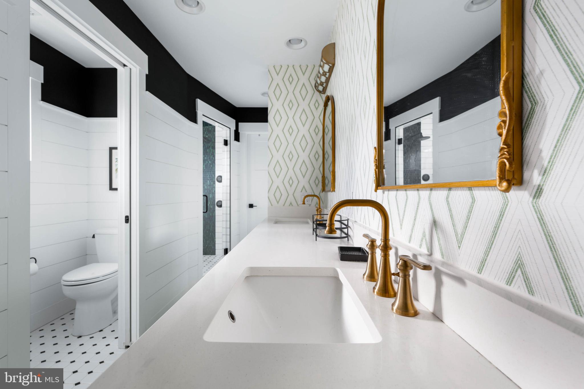 MARINERS RETREAT - Residential