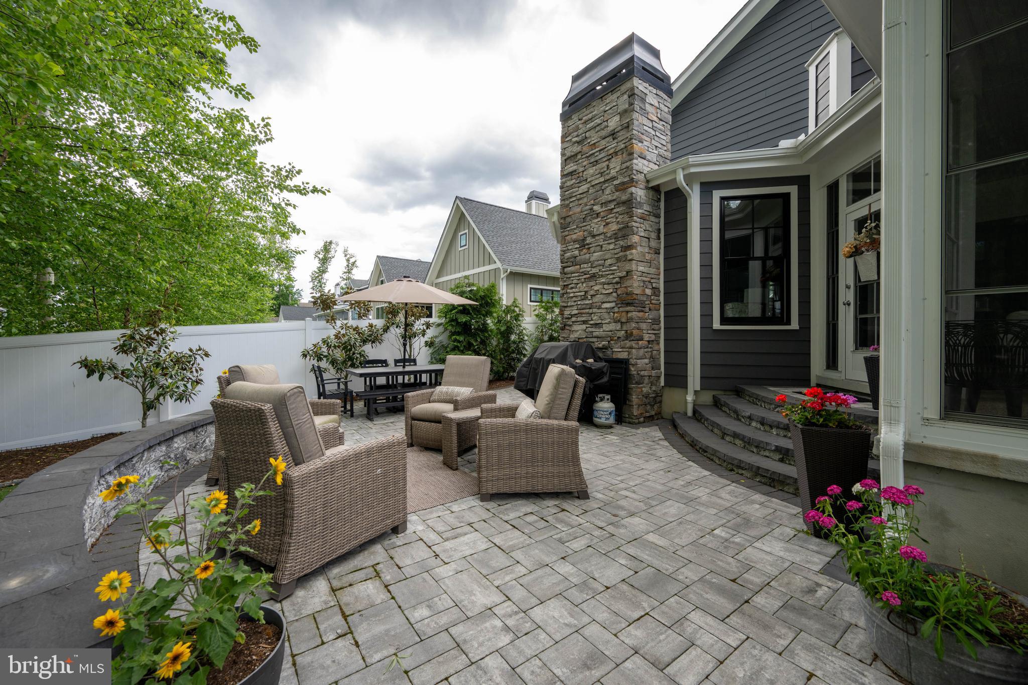 MARINERS RETREAT - Residential