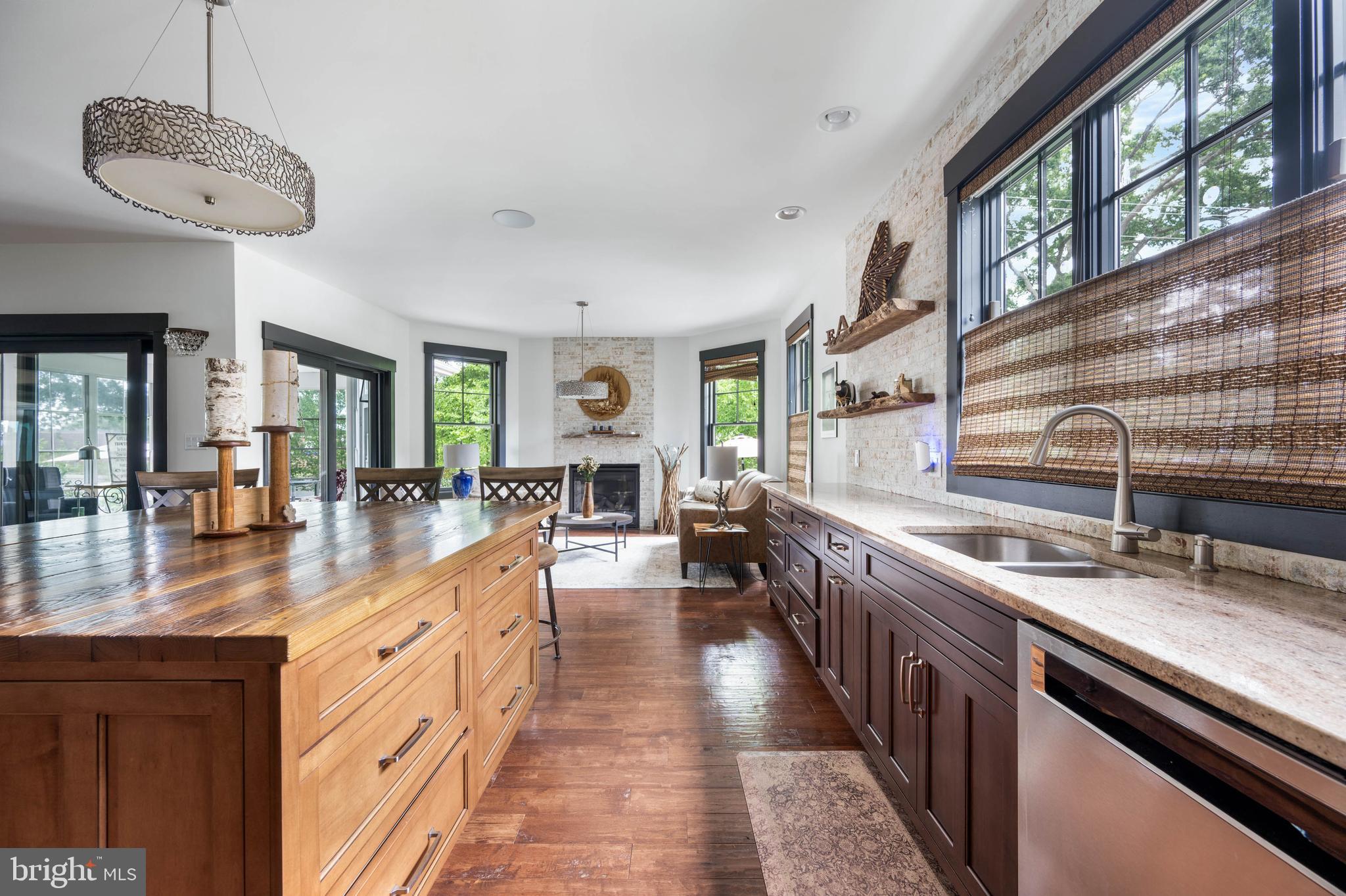 MARINERS RETREAT - Residential