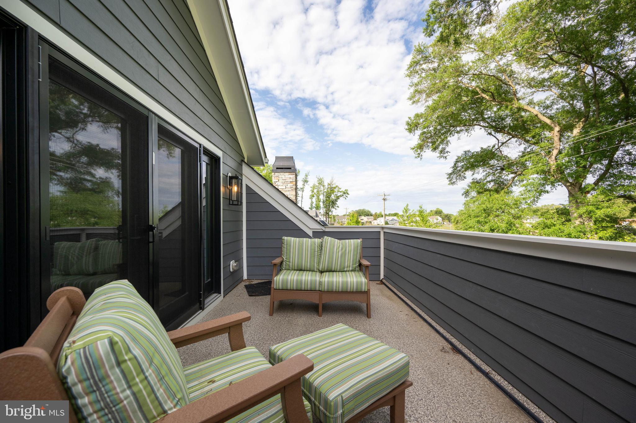 MARINERS RETREAT - Residential