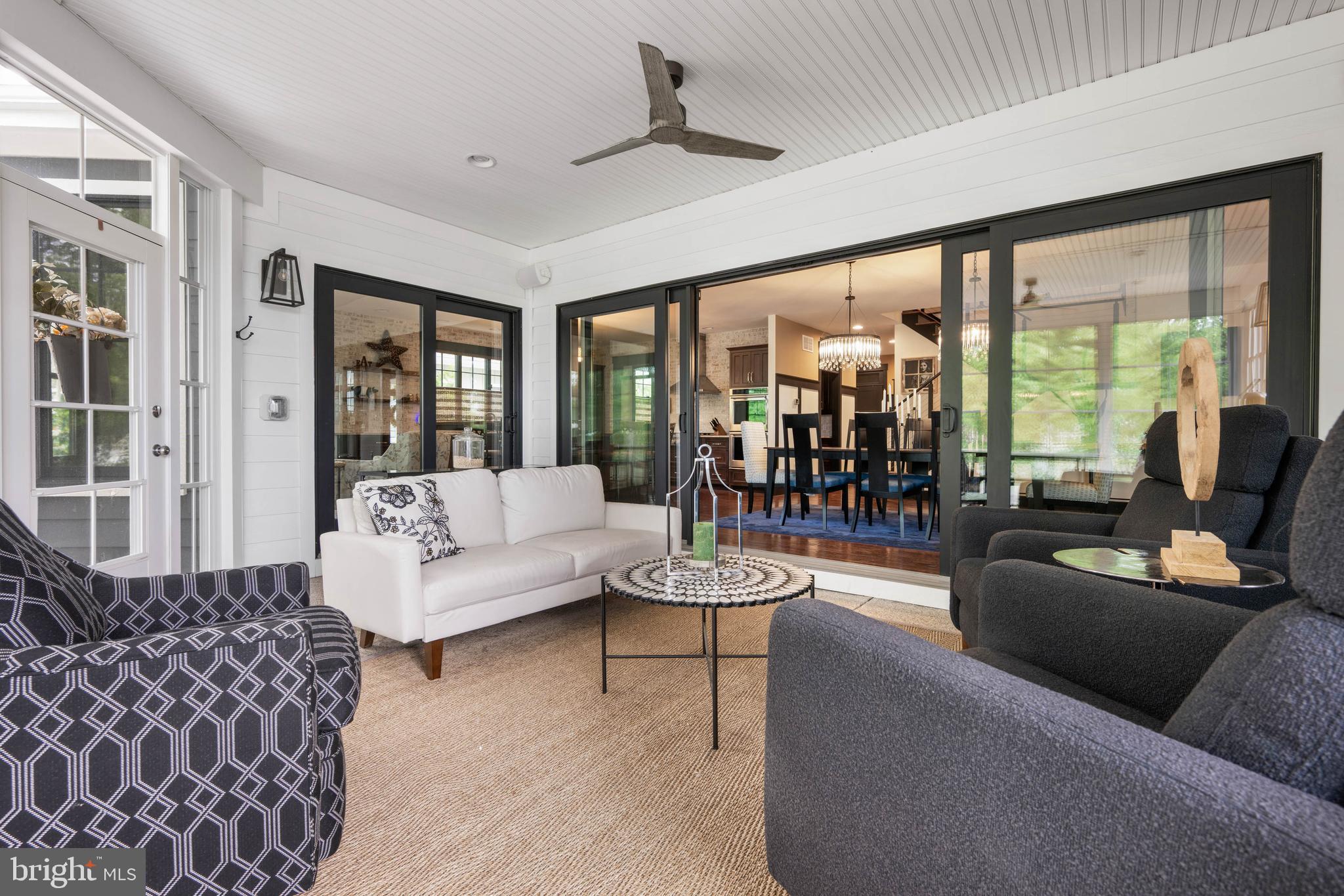 MARINERS RETREAT - Residential