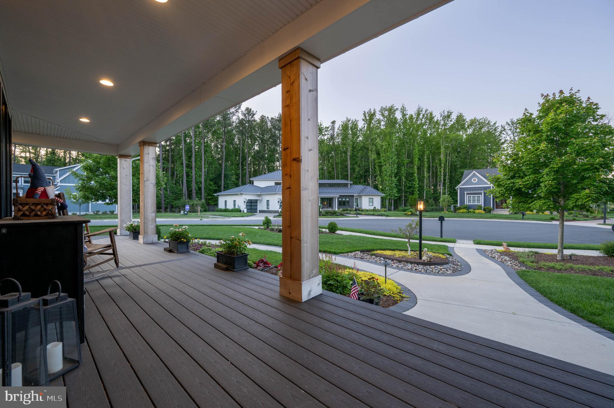 MARINERS RETREAT - Residential