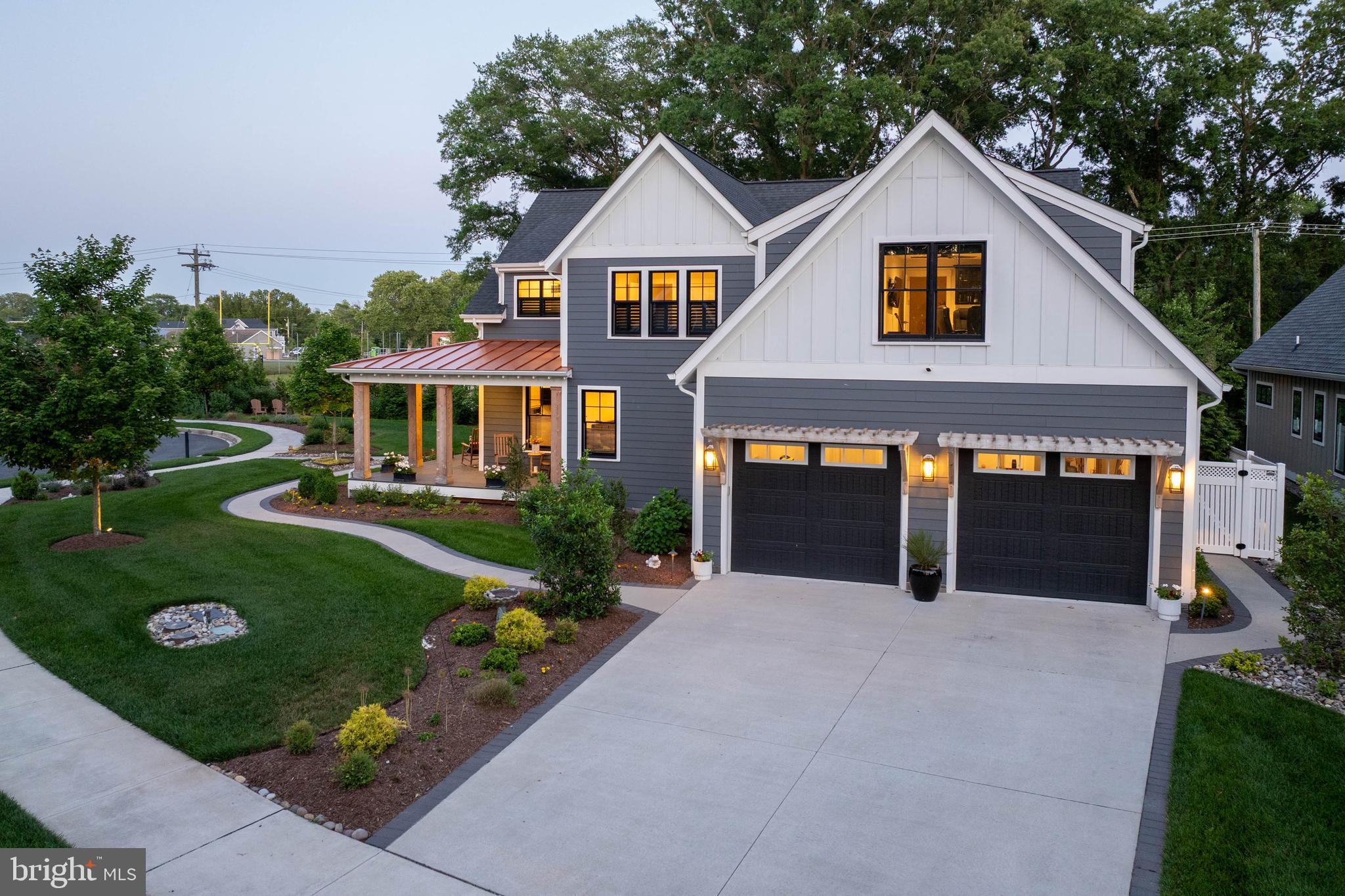 MARINERS RETREAT - Residential
