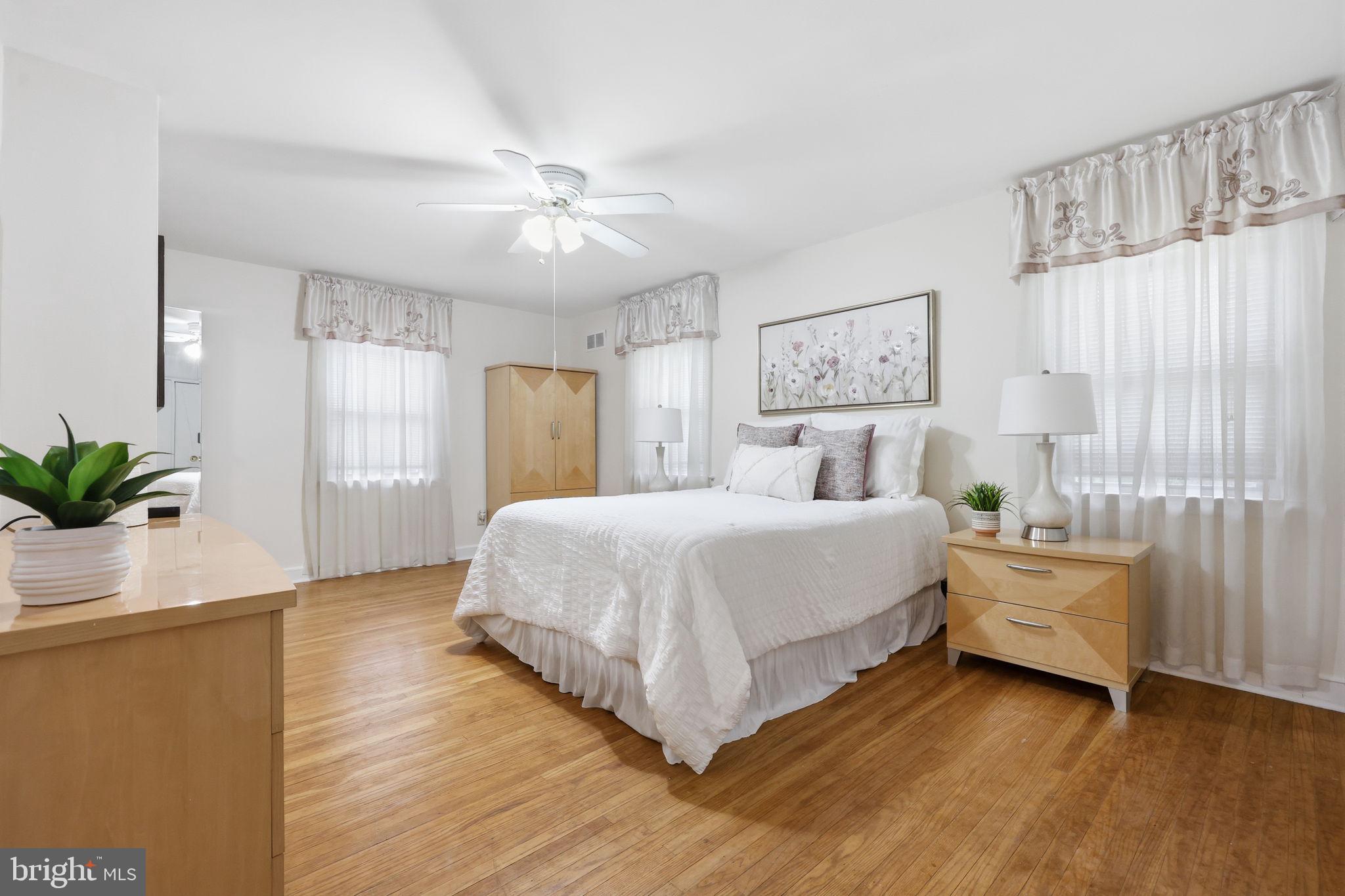 OAK LANE MANOR - Residential
