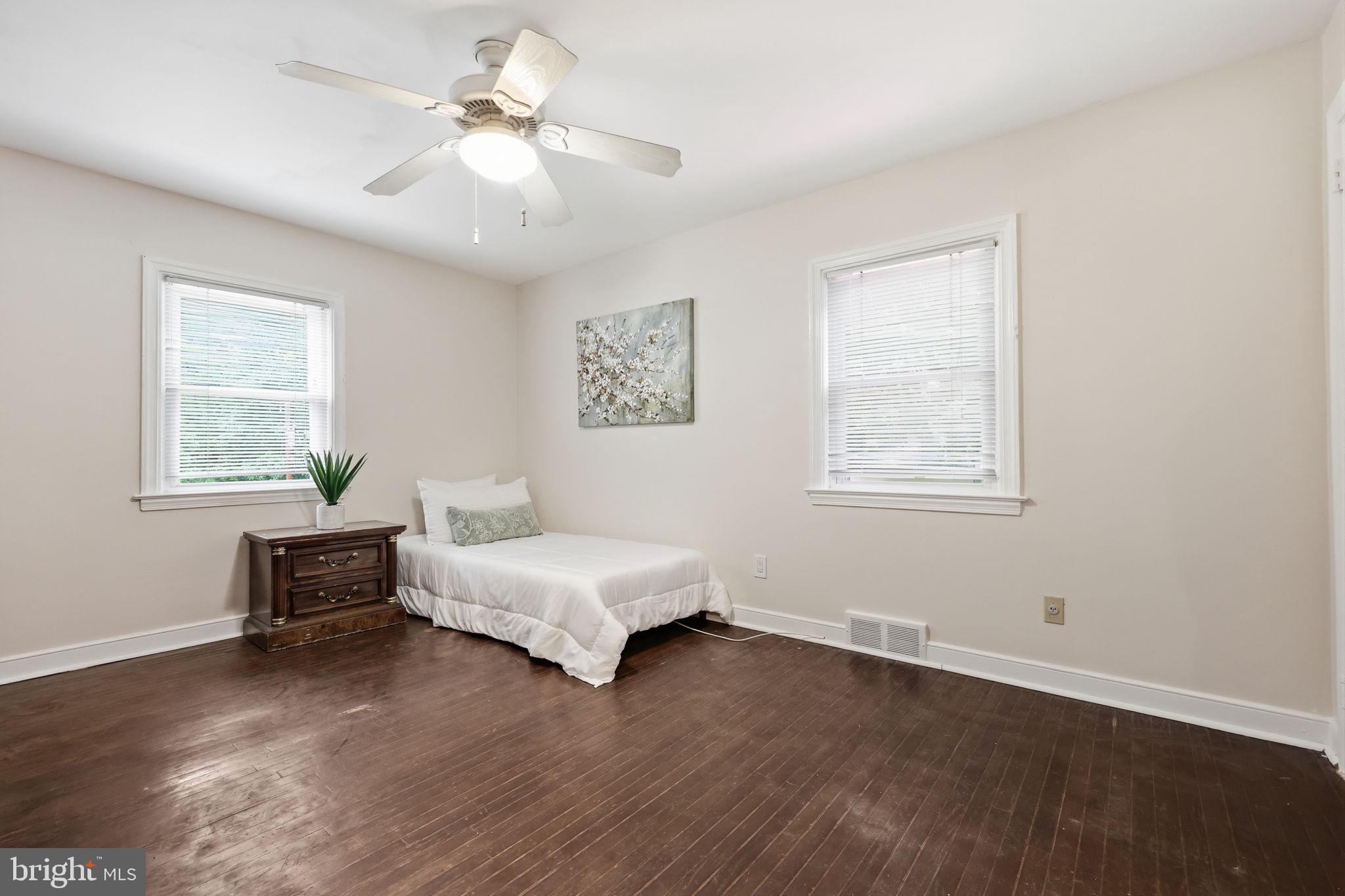 OAK LANE MANOR - Residential