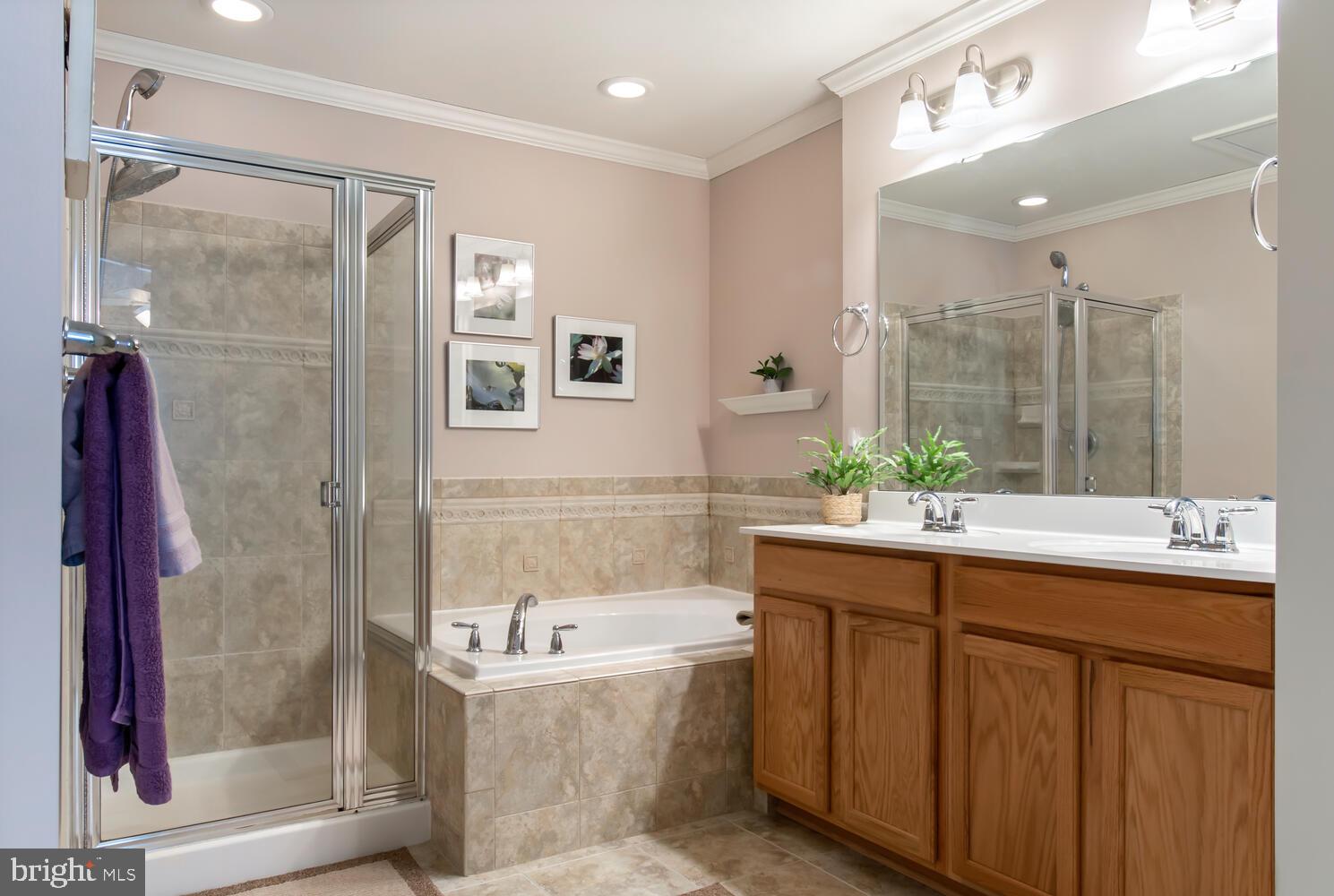 EASTON - Residential