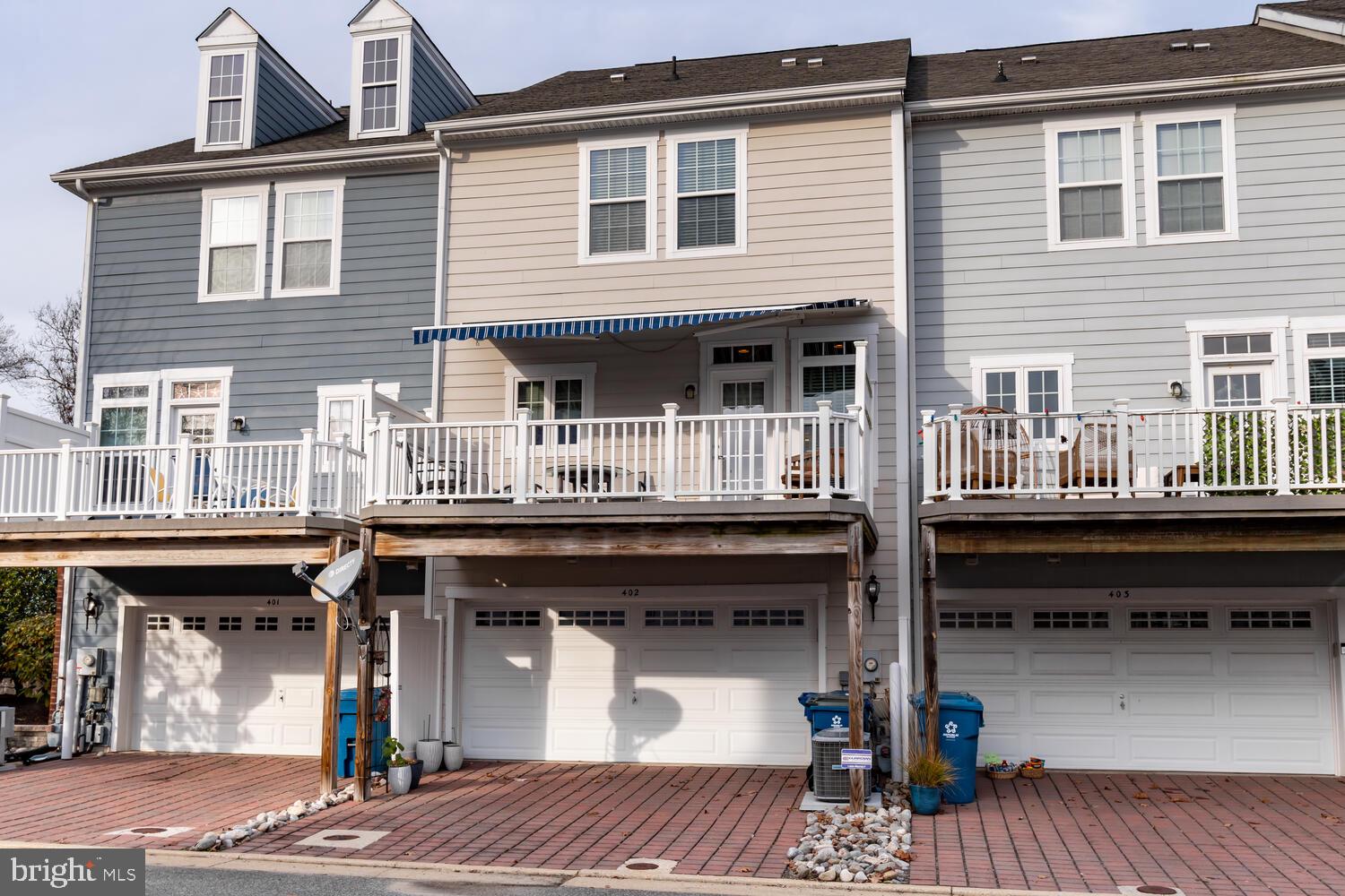 EASTON - Residential
