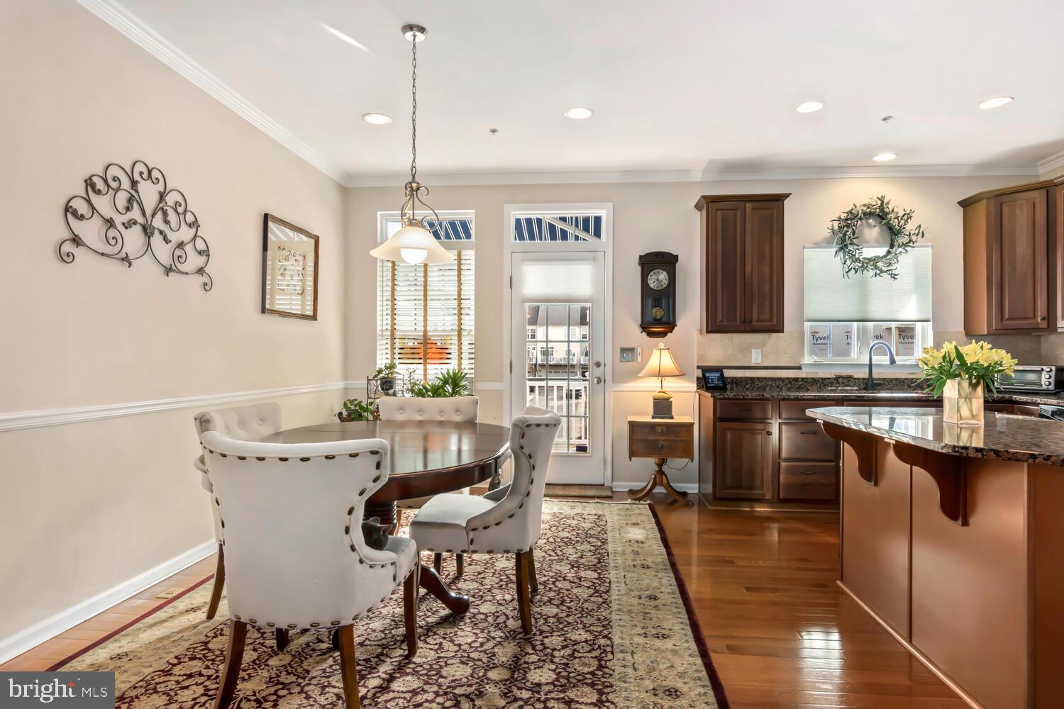 EASTON - Residential