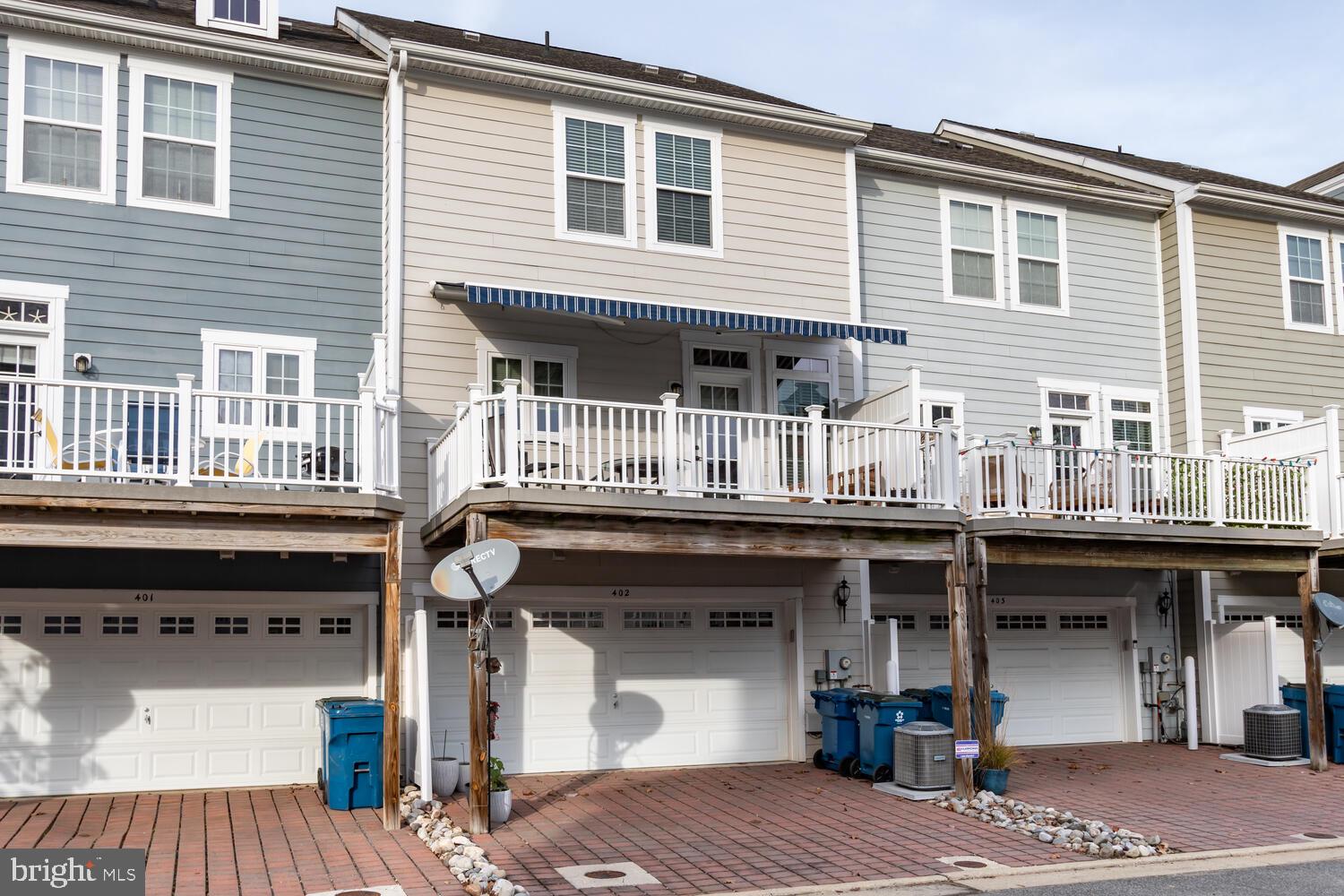 EASTON - Residential