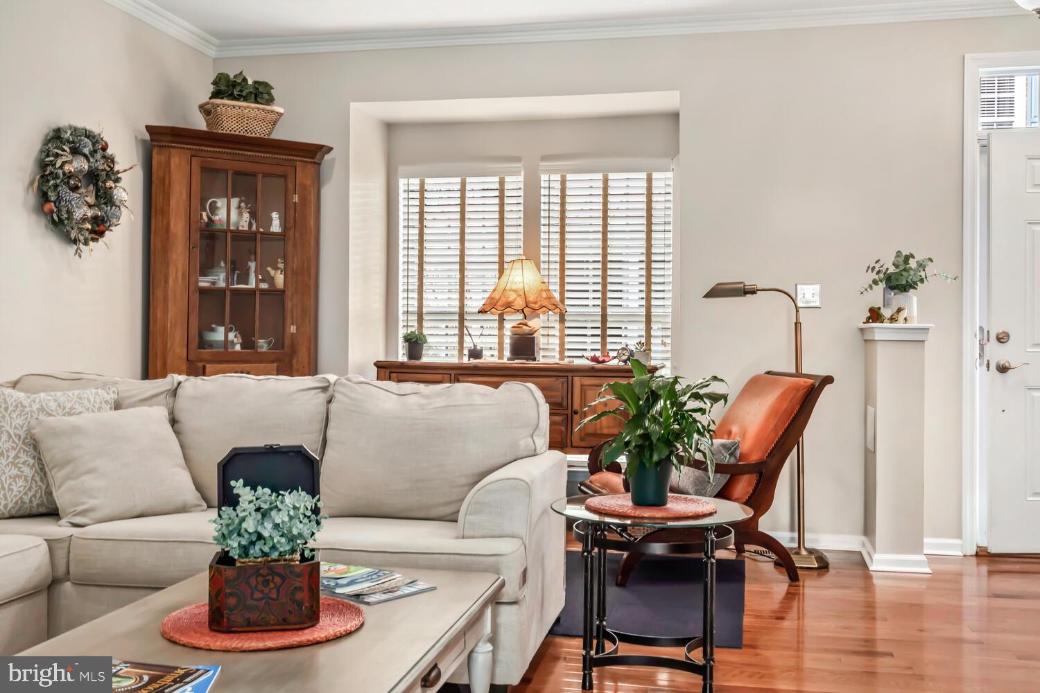 EASTON - Residential