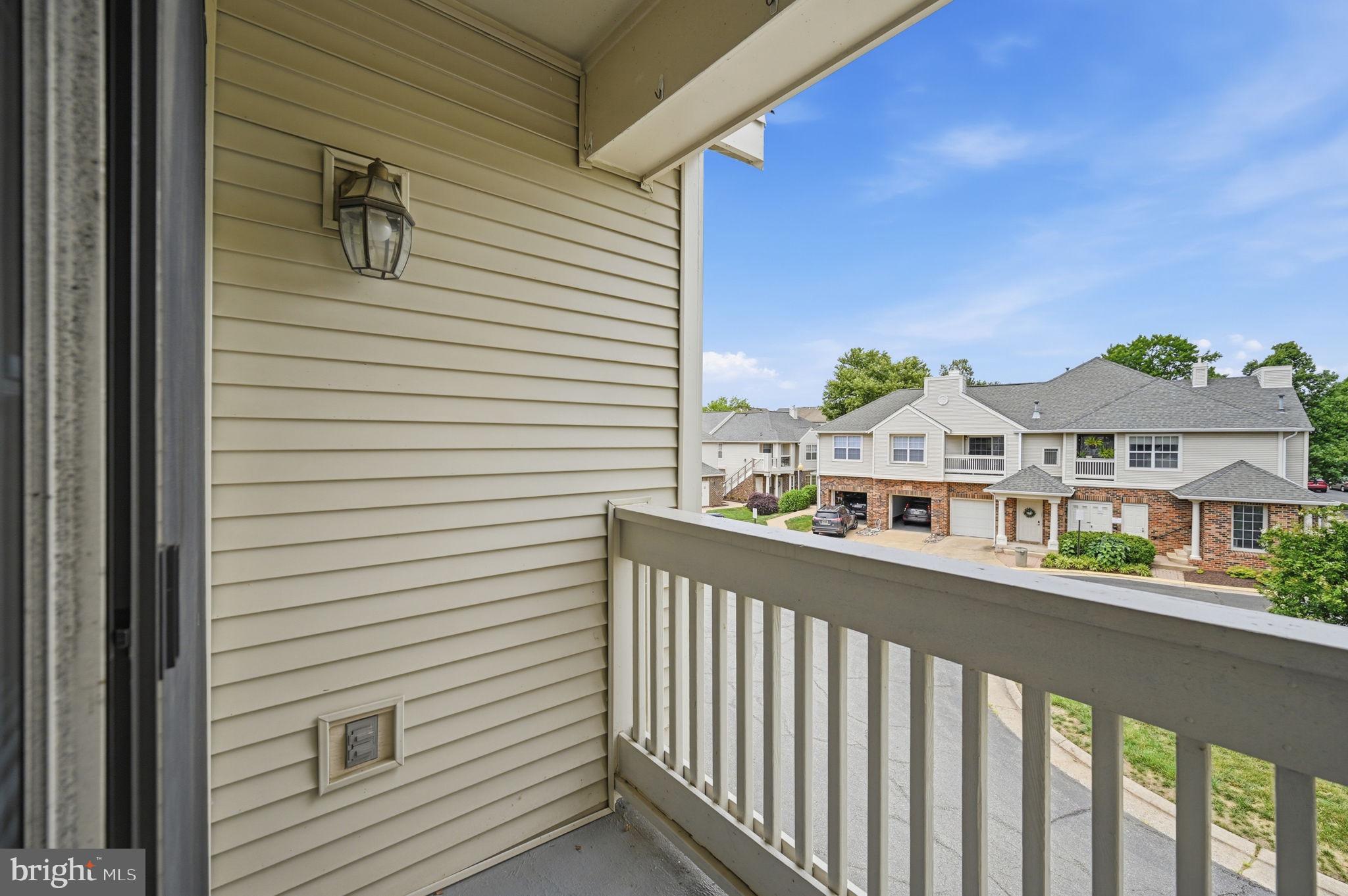 CHELSEA COURTS - Residential