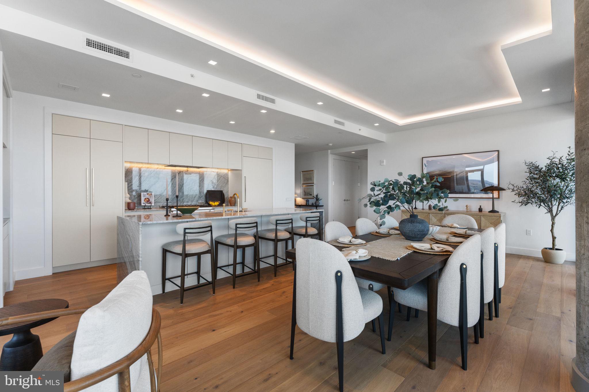 RESTON - Residential