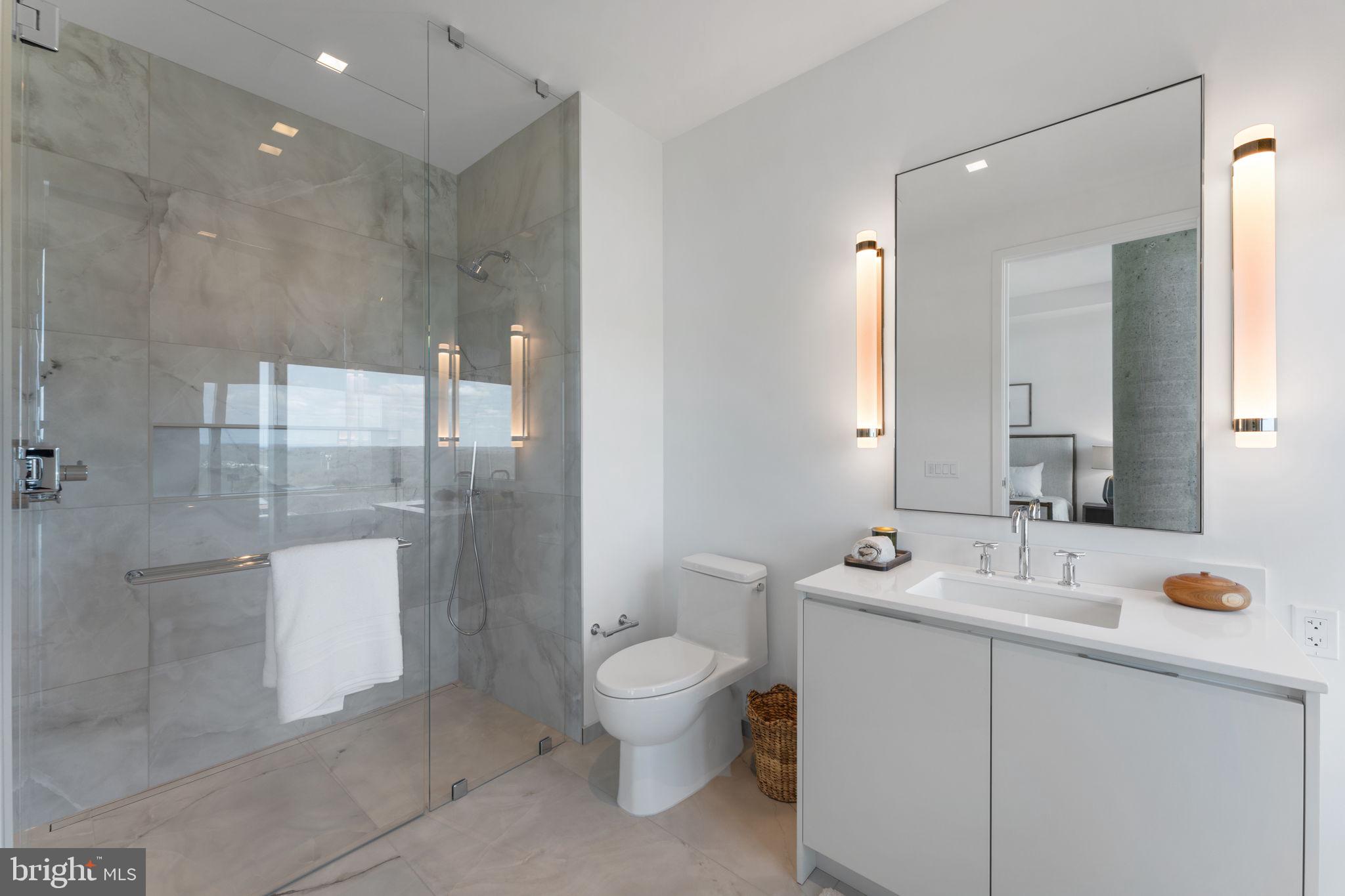 RESTON - Residential