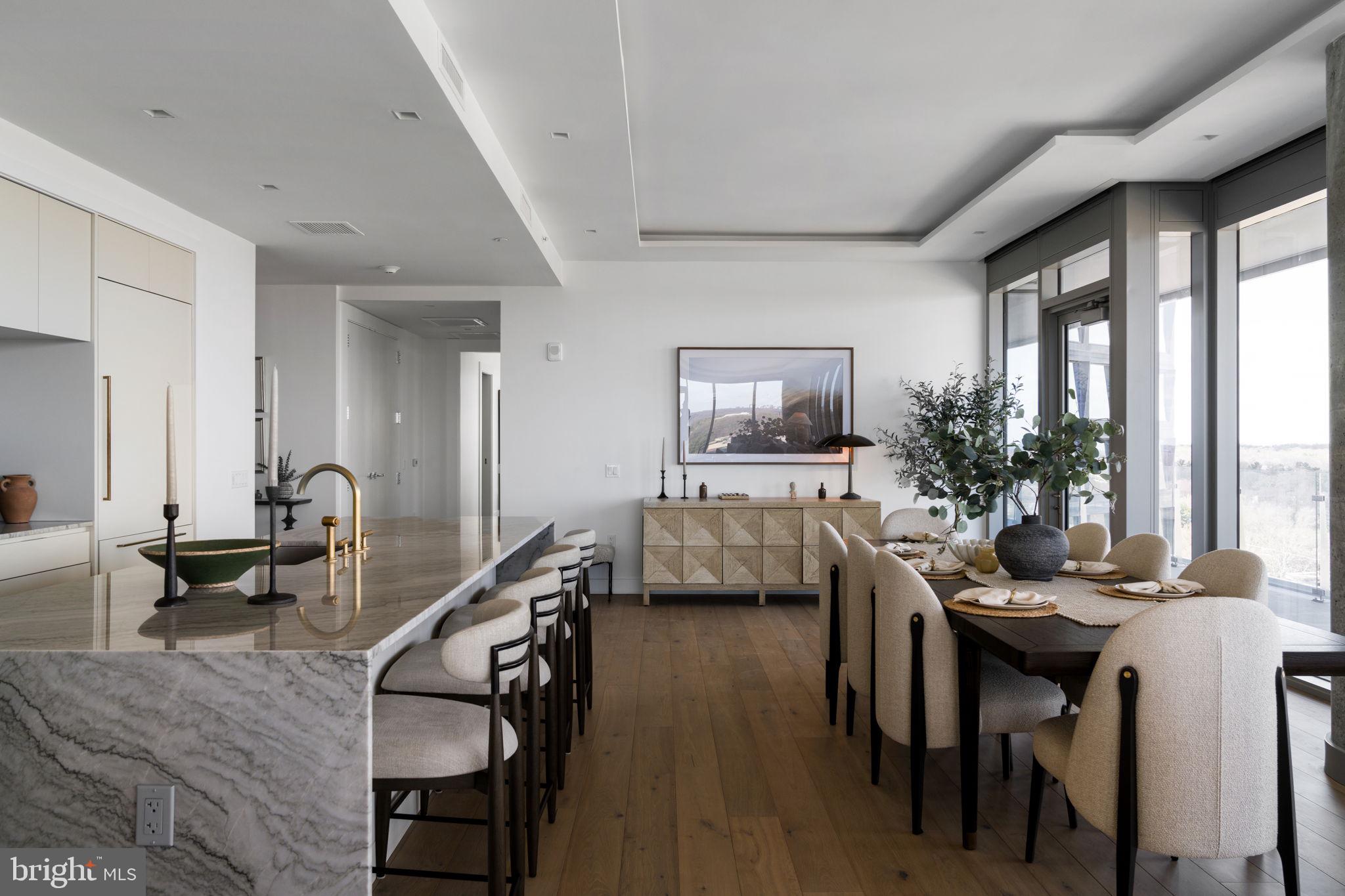 RESTON - Residential
