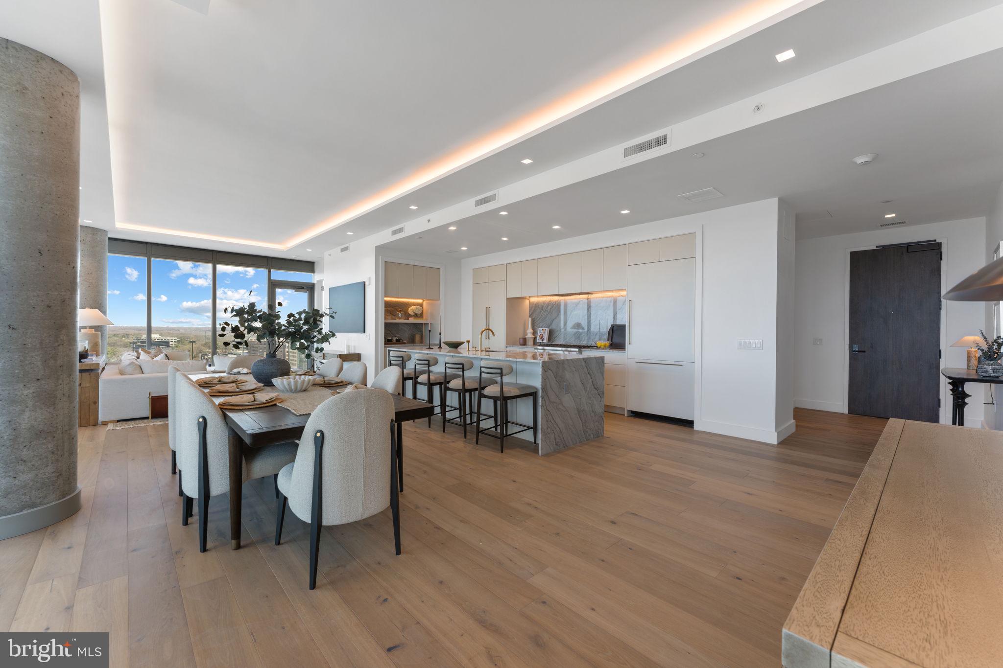 RESTON - Residential