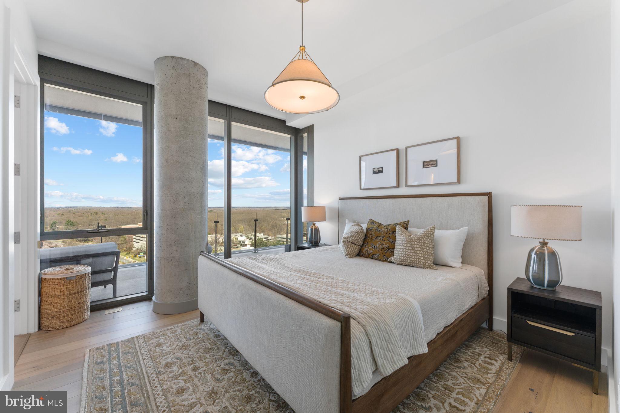 RESTON - Residential
