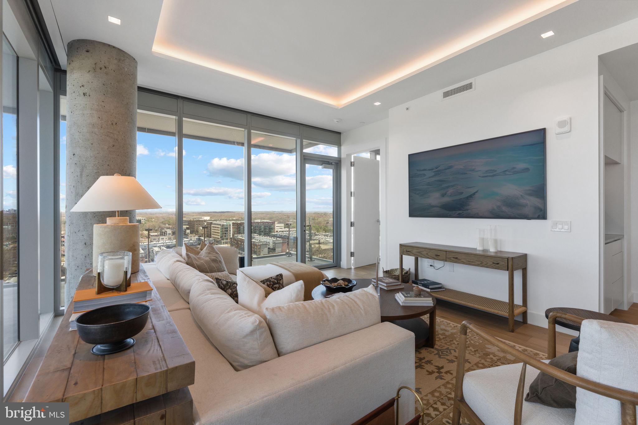 RESTON - Residential