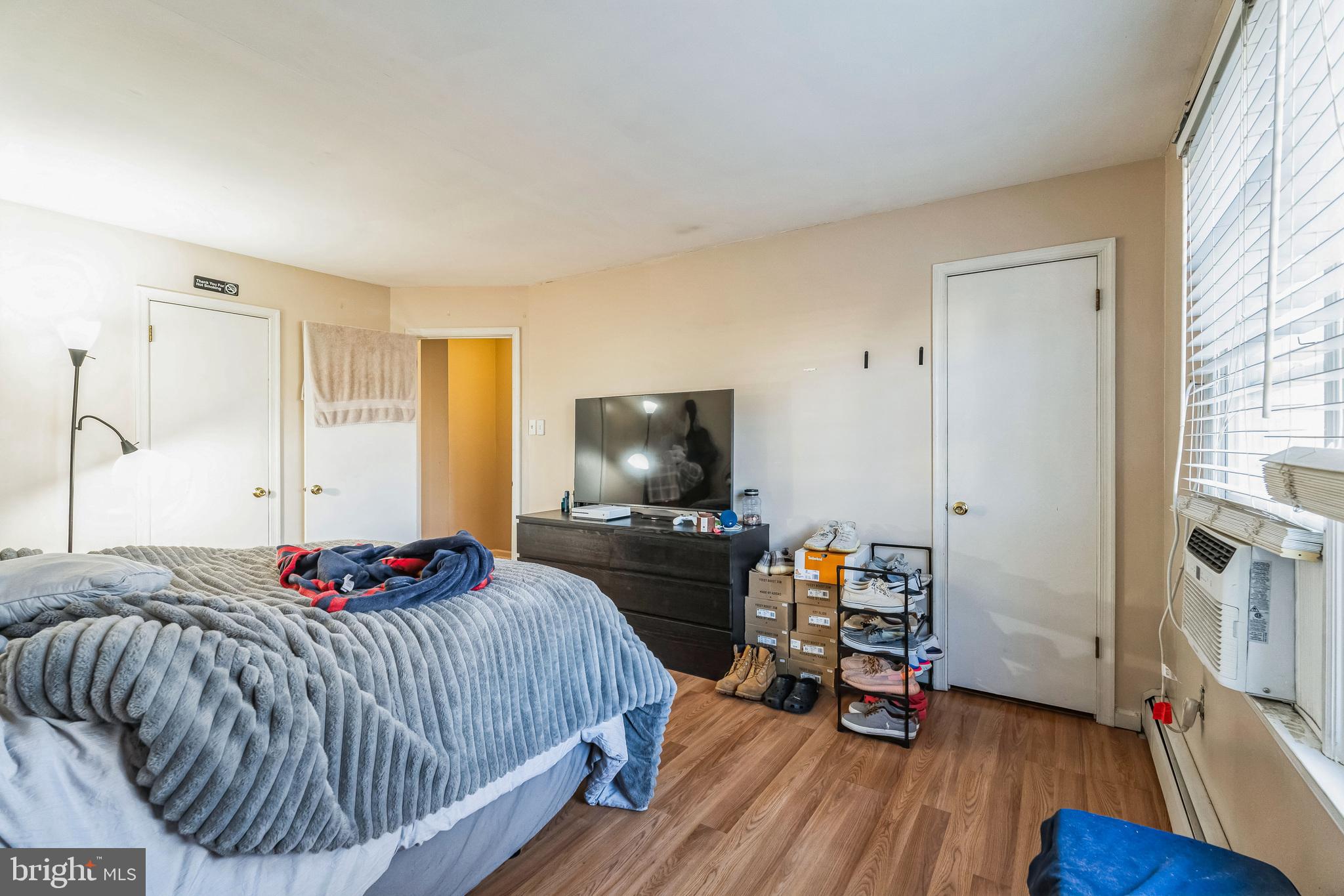 ROXBOROUGH - Residential