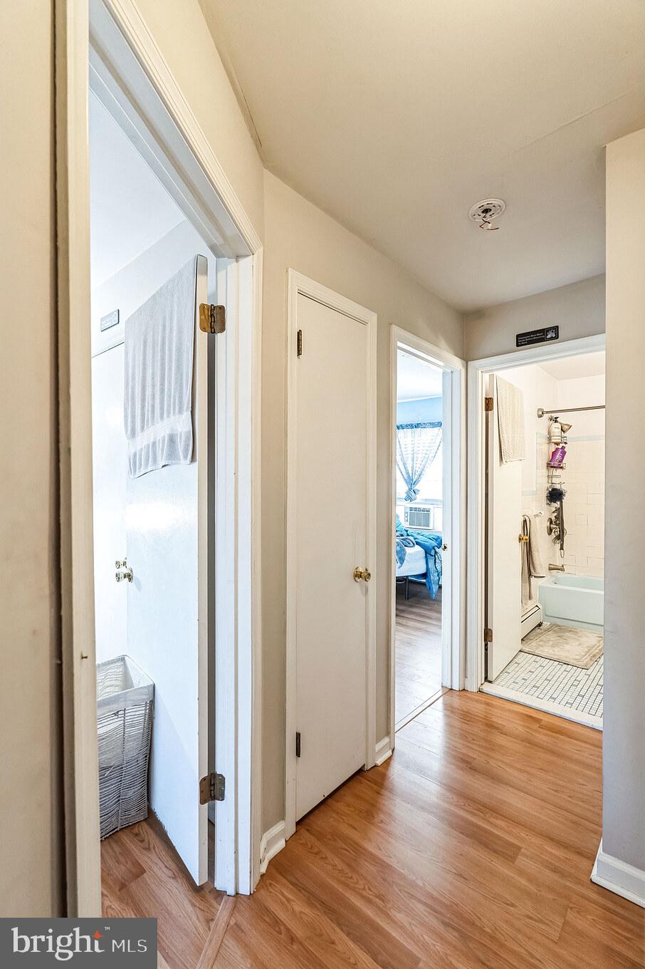 ROXBOROUGH - Residential