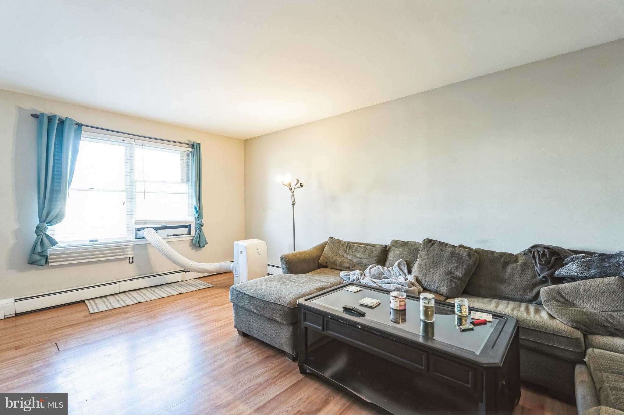 ROXBOROUGH - Residential