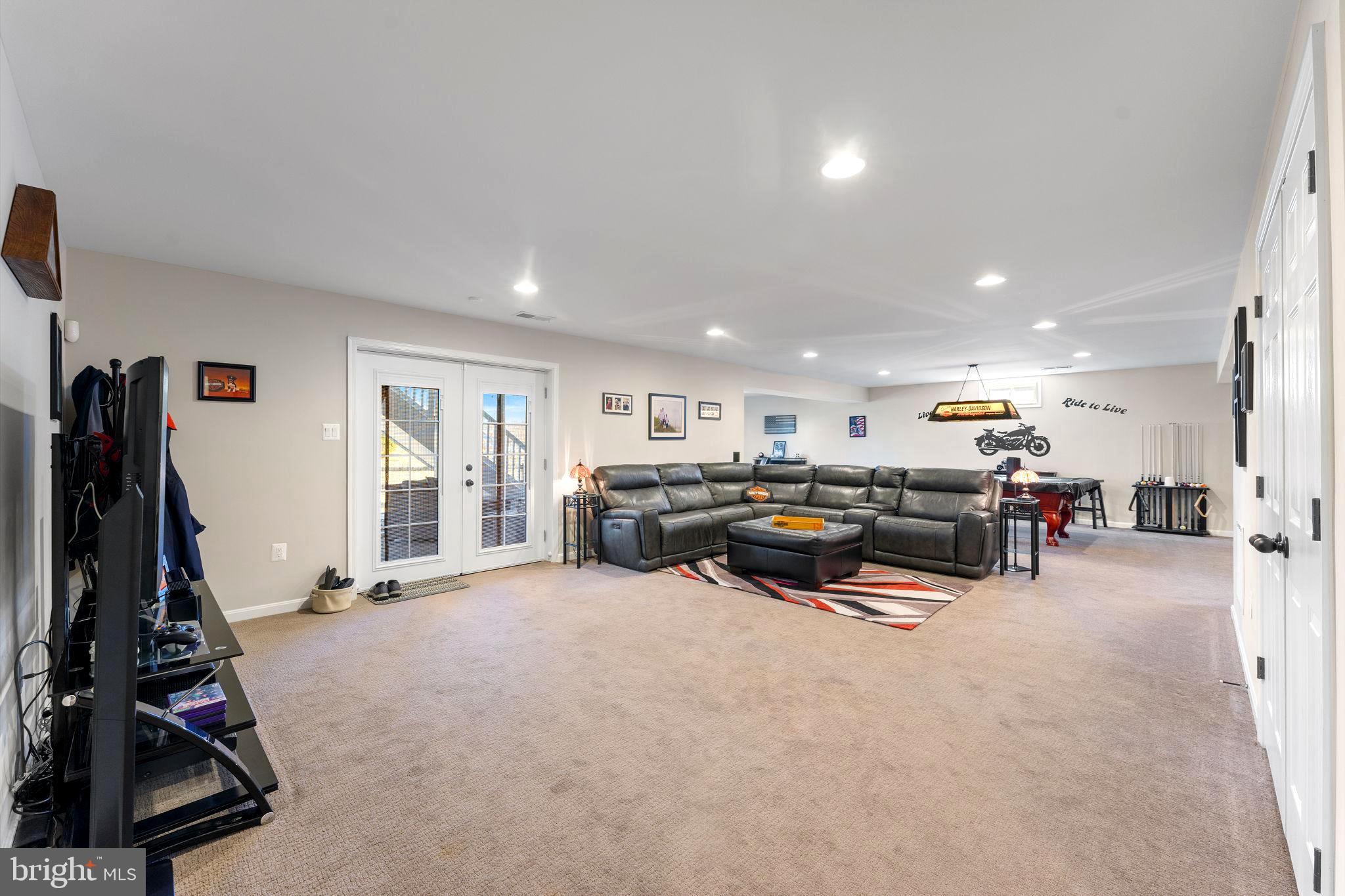 ALDIE ESTATES - Residential