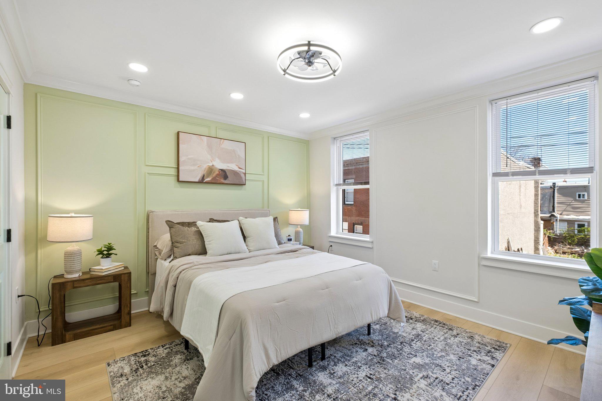 PORT RICHMOND - Residential