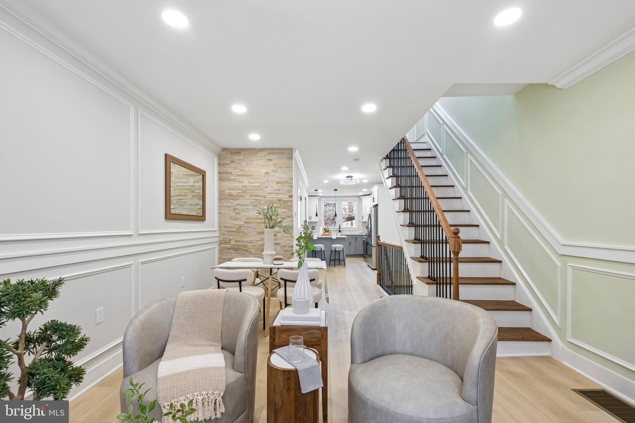 PORT RICHMOND - Residential