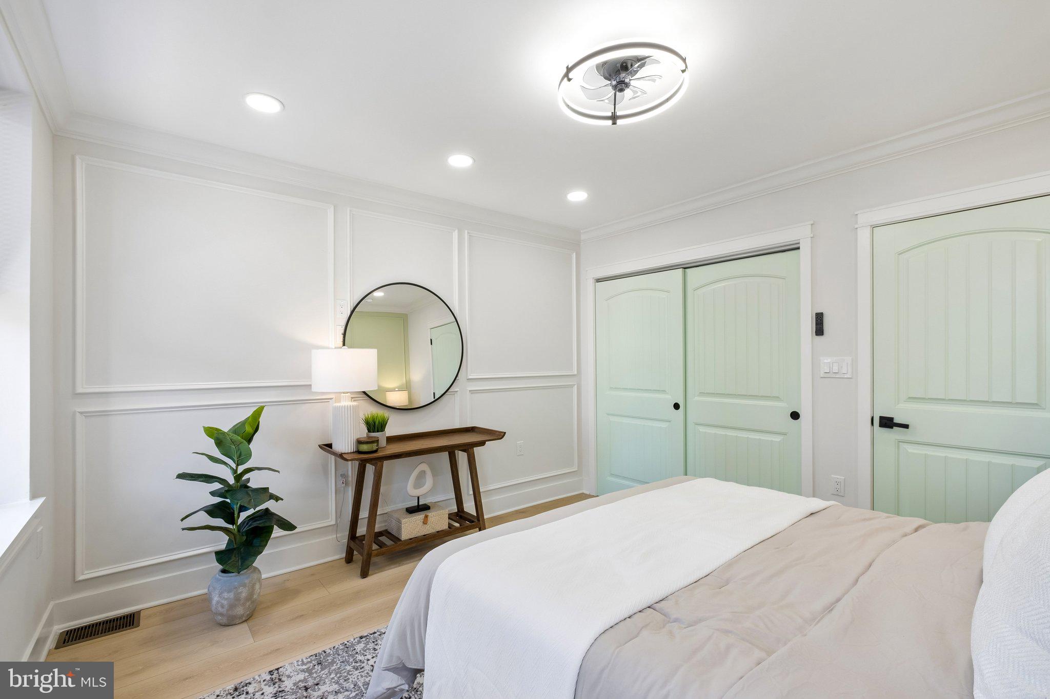 PORT RICHMOND - Residential
