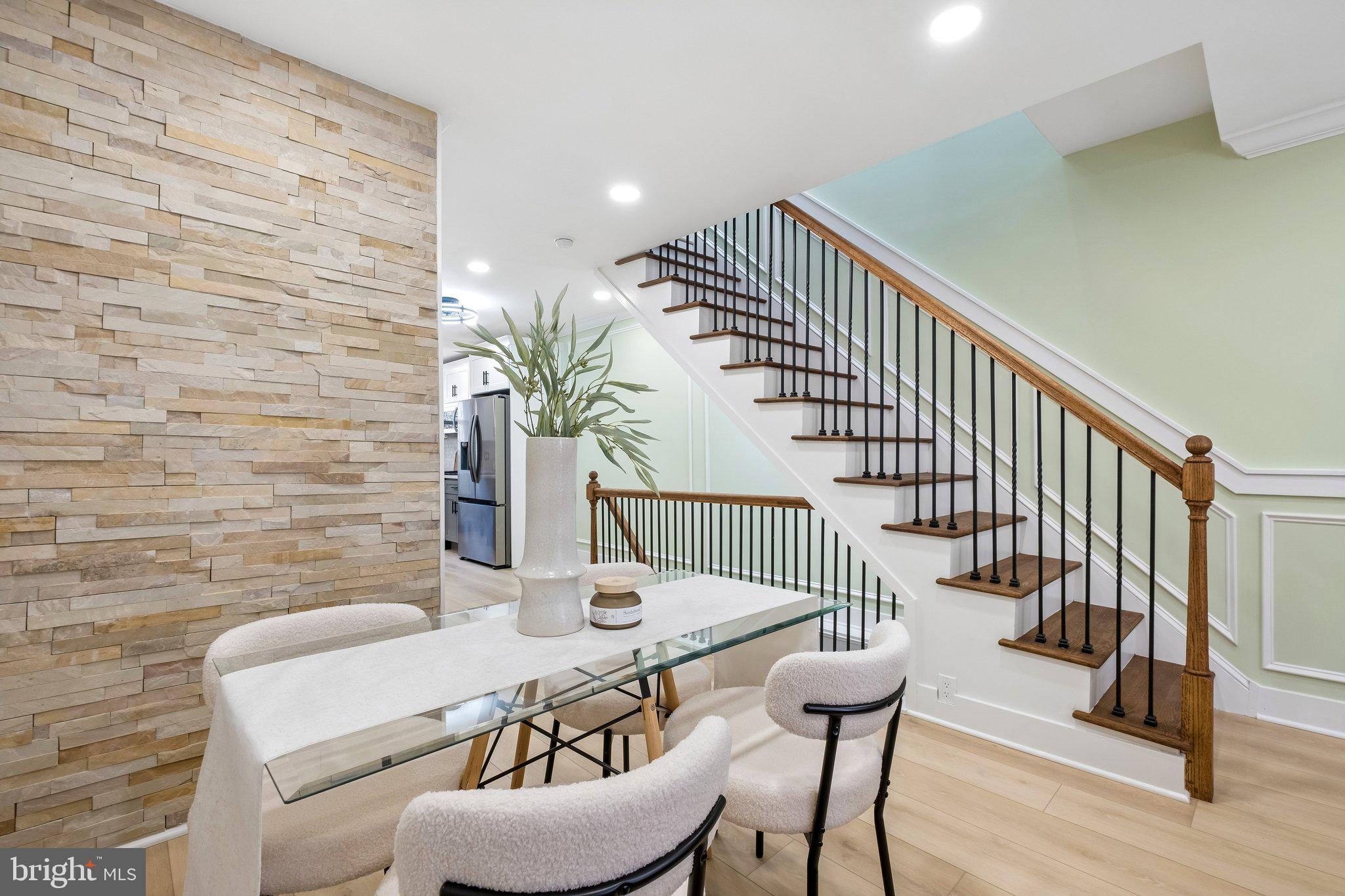 PORT RICHMOND - Residential