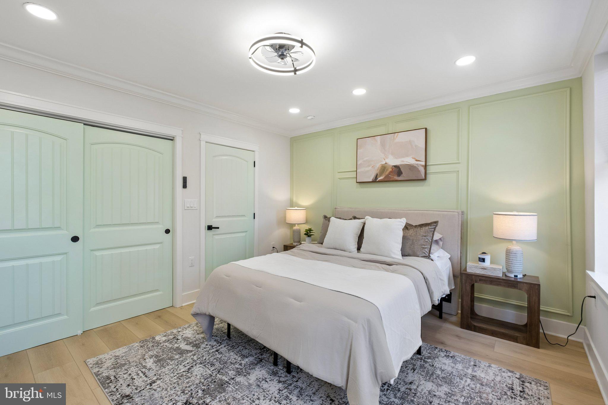 PORT RICHMOND - Residential