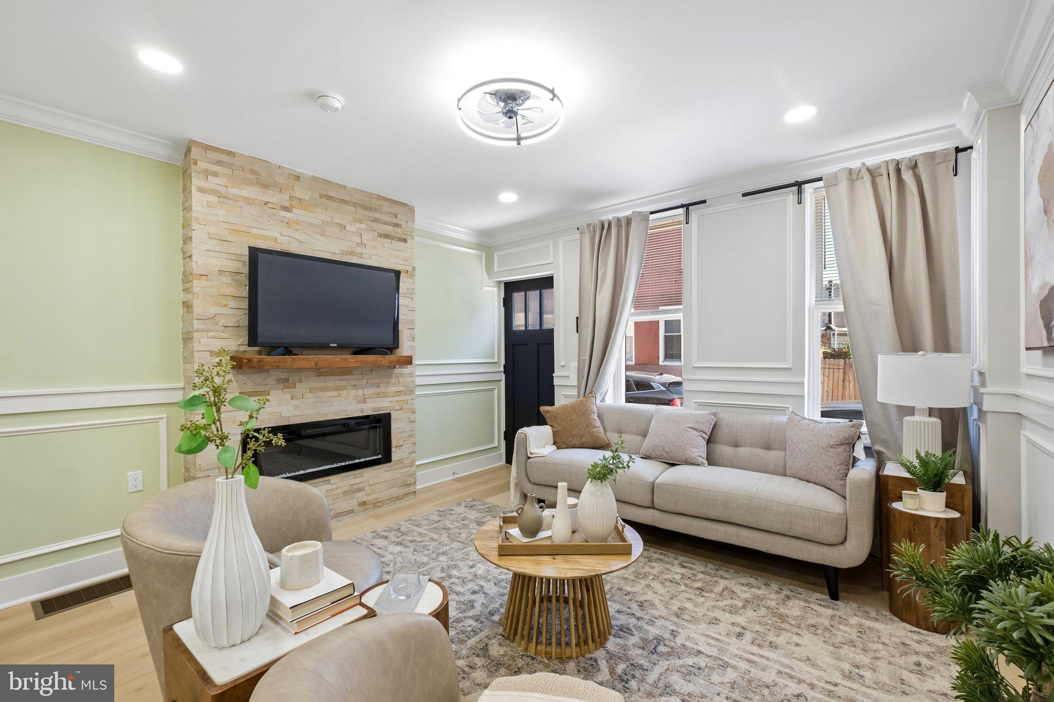 PORT RICHMOND - Residential