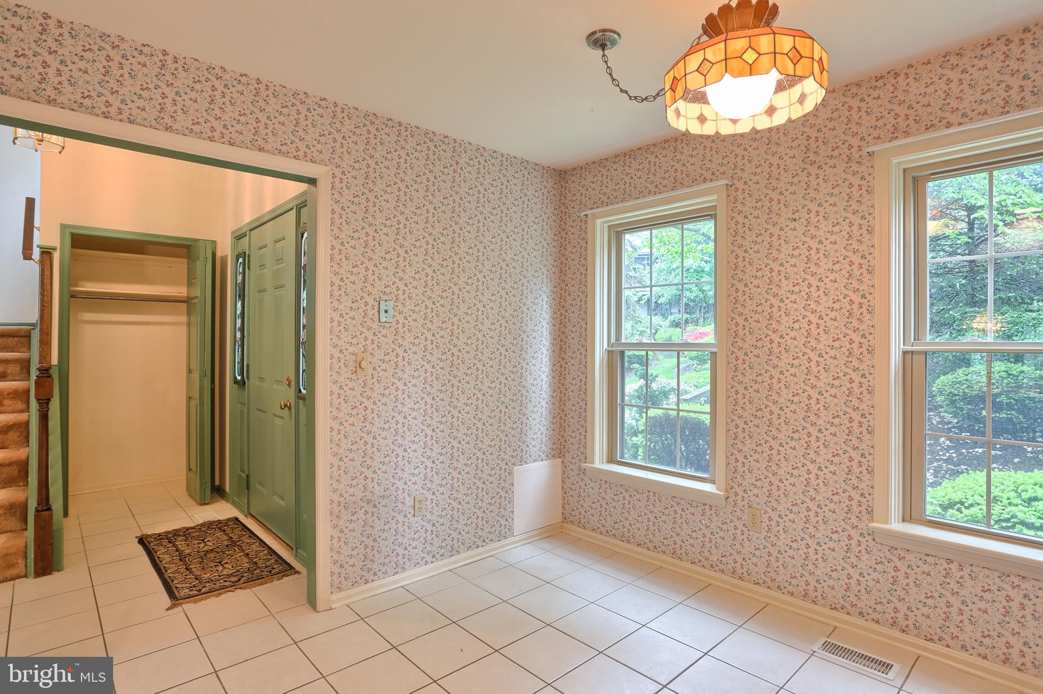 OAKMONT - Residential