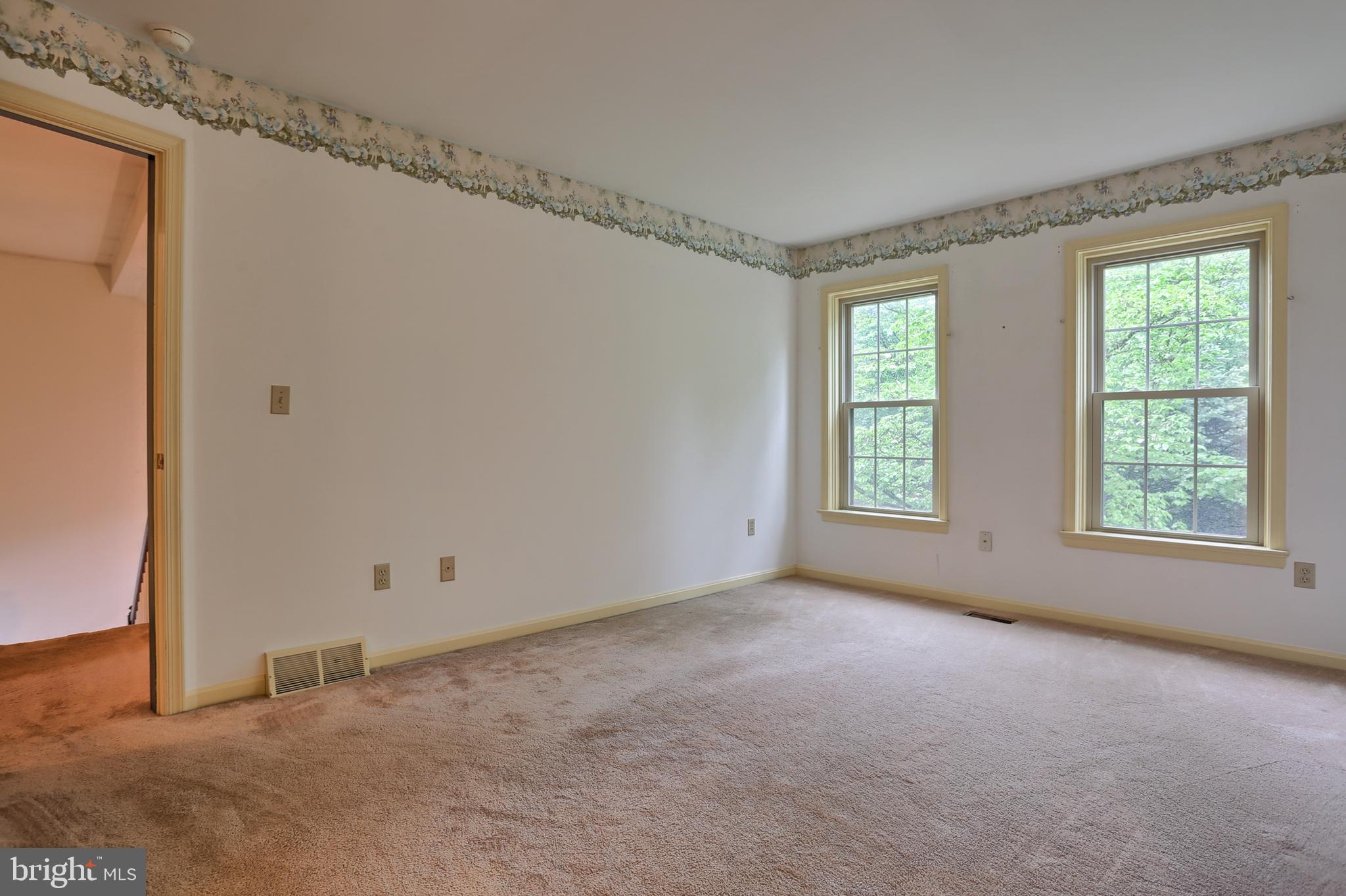 OAKMONT - Residential