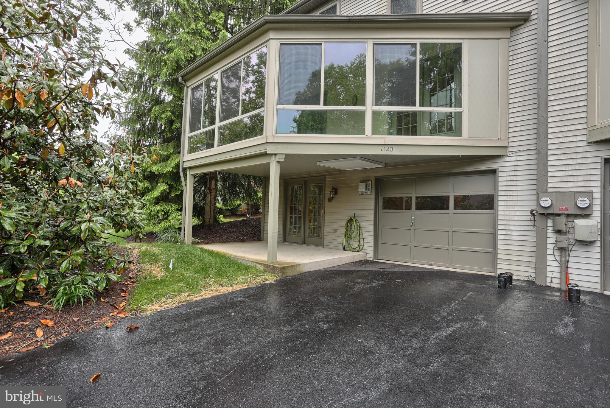 OAKMONT - Residential