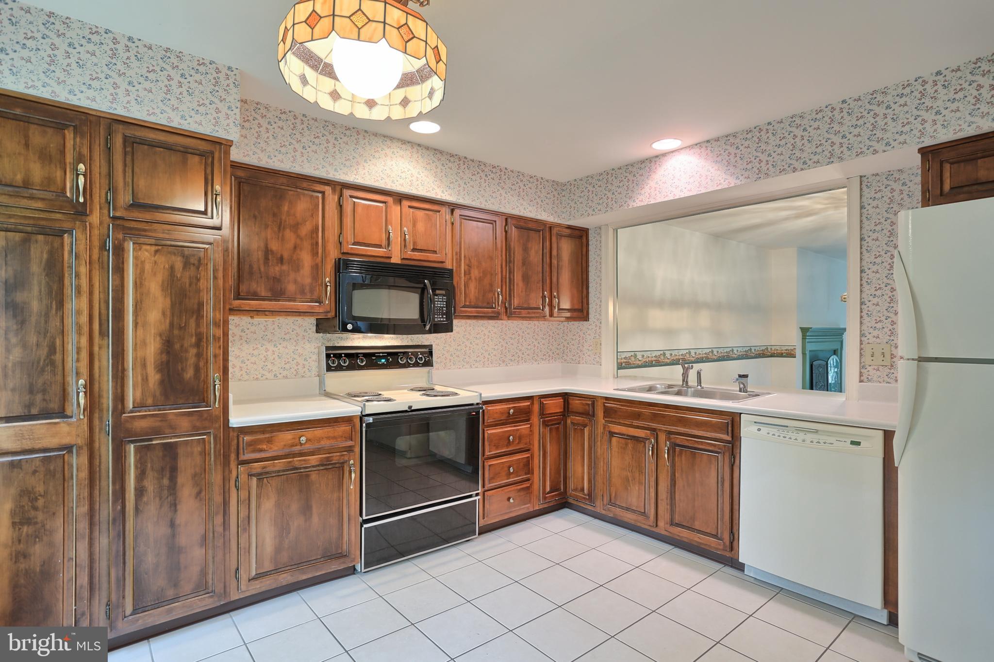 OAKMONT - Residential