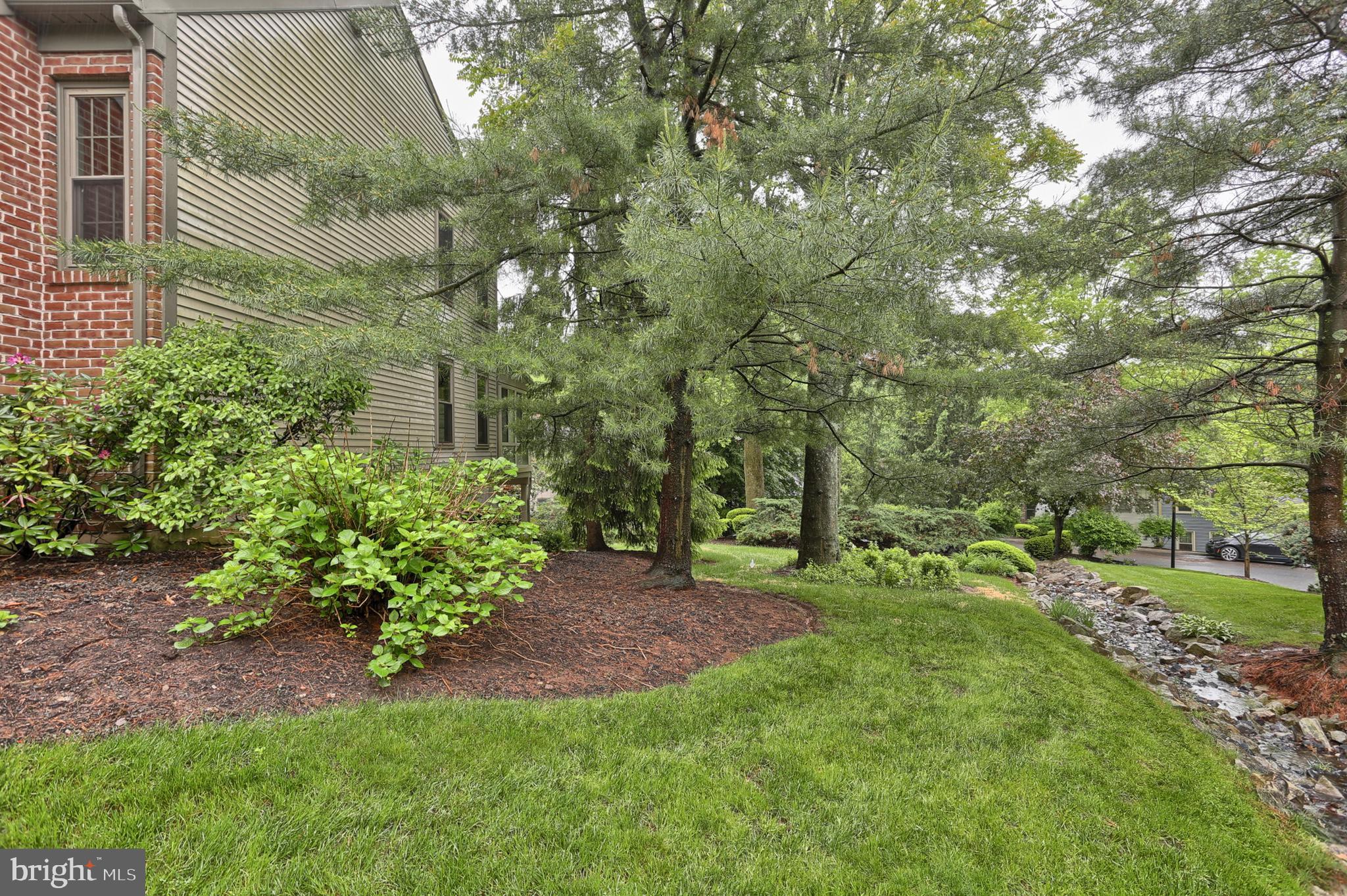 OAKMONT - Residential