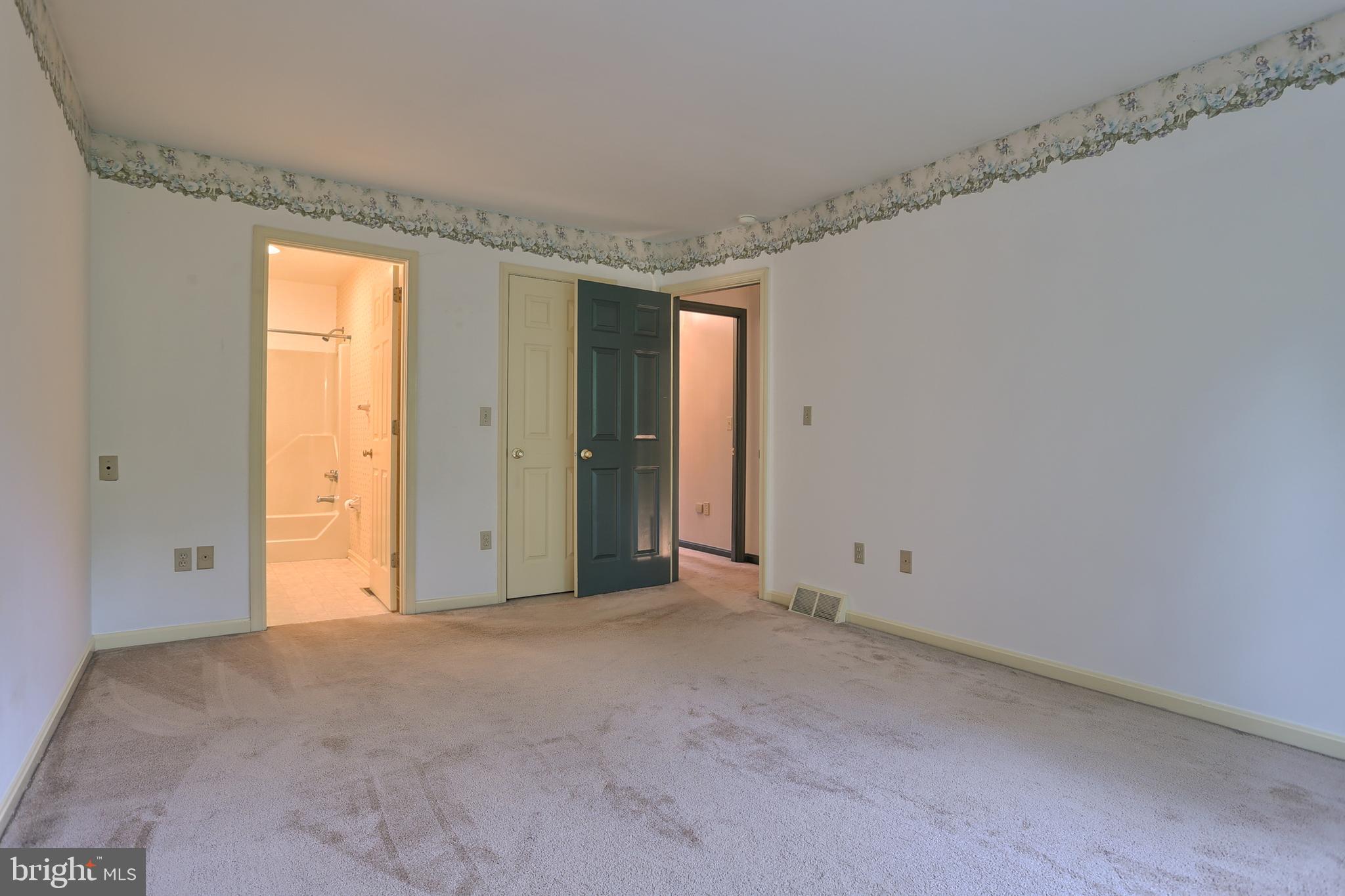 OAKMONT - Residential