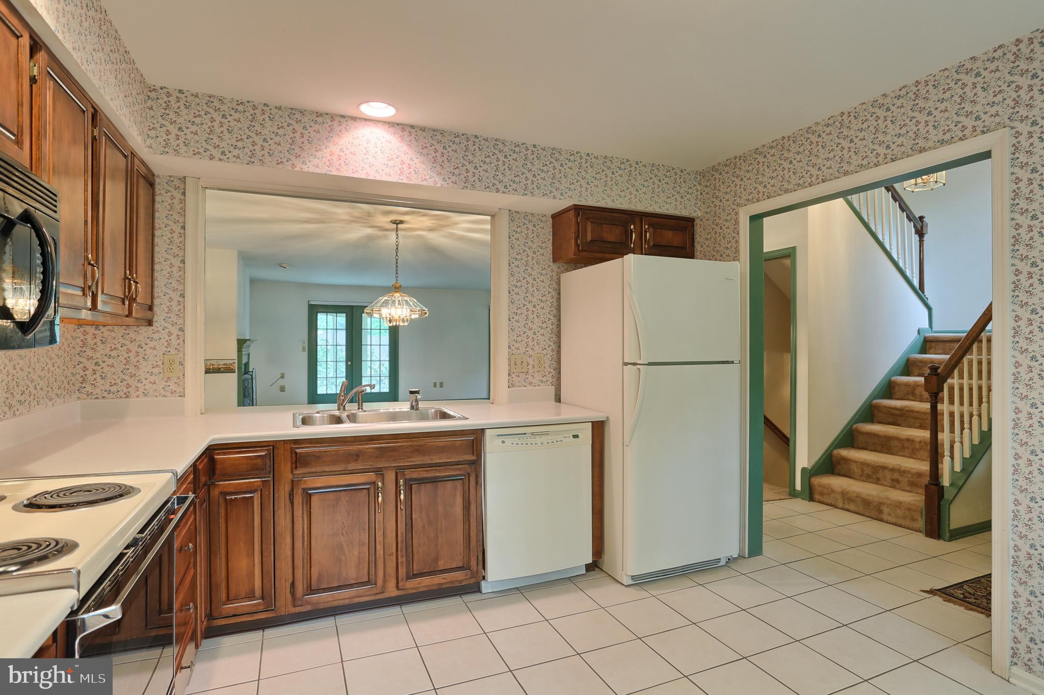 OAKMONT - Residential