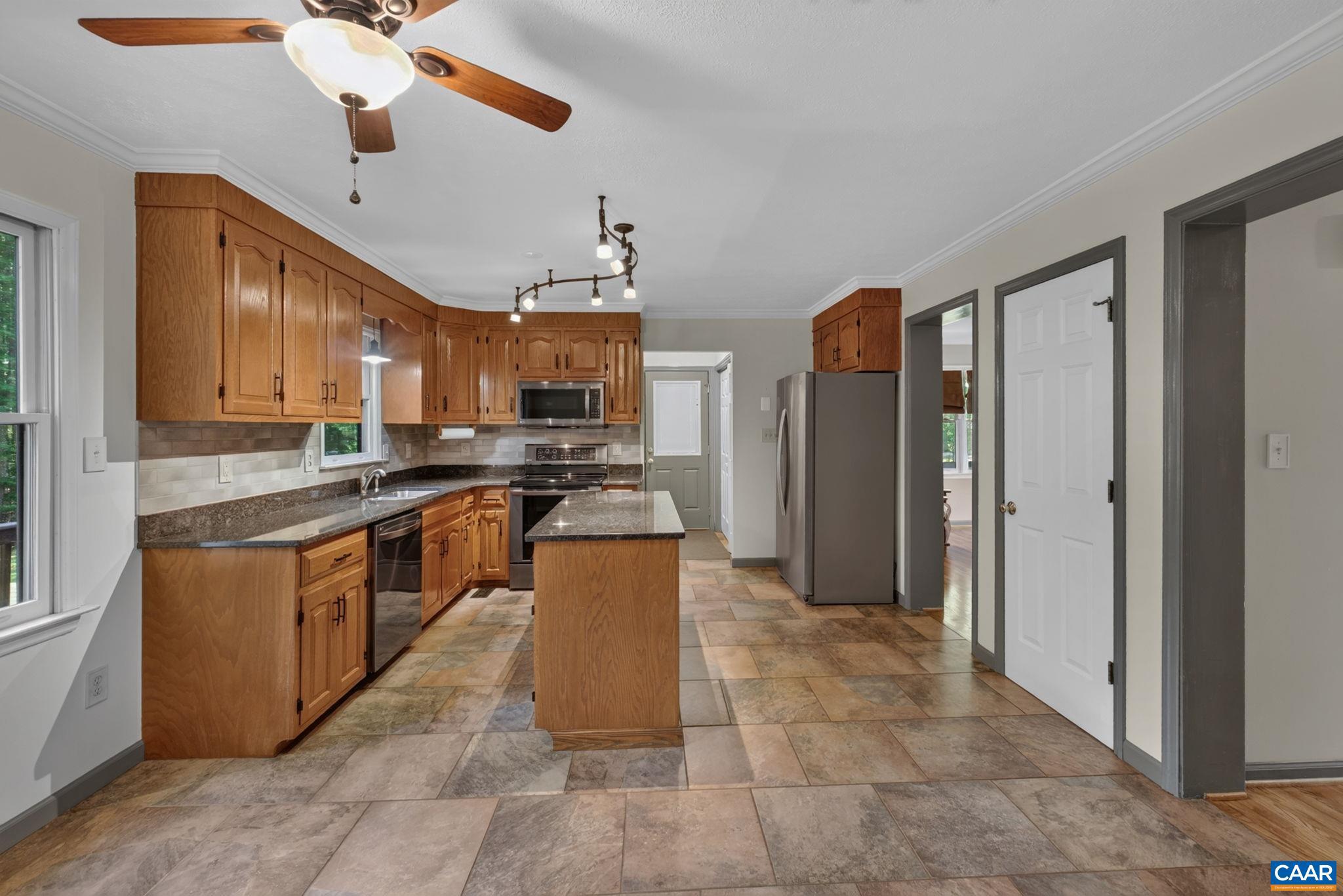 LEXINGTON - Residential