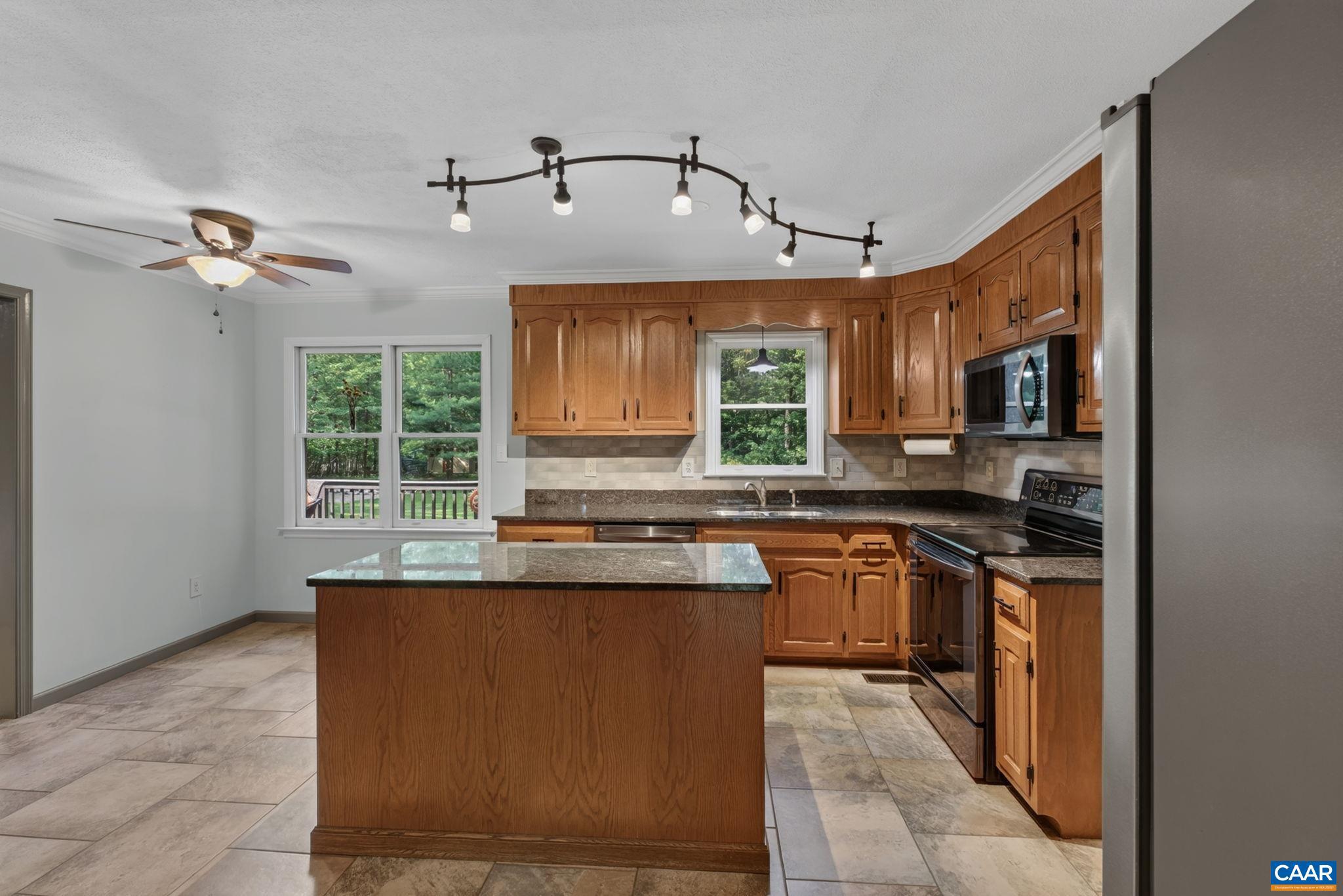 LEXINGTON - Residential